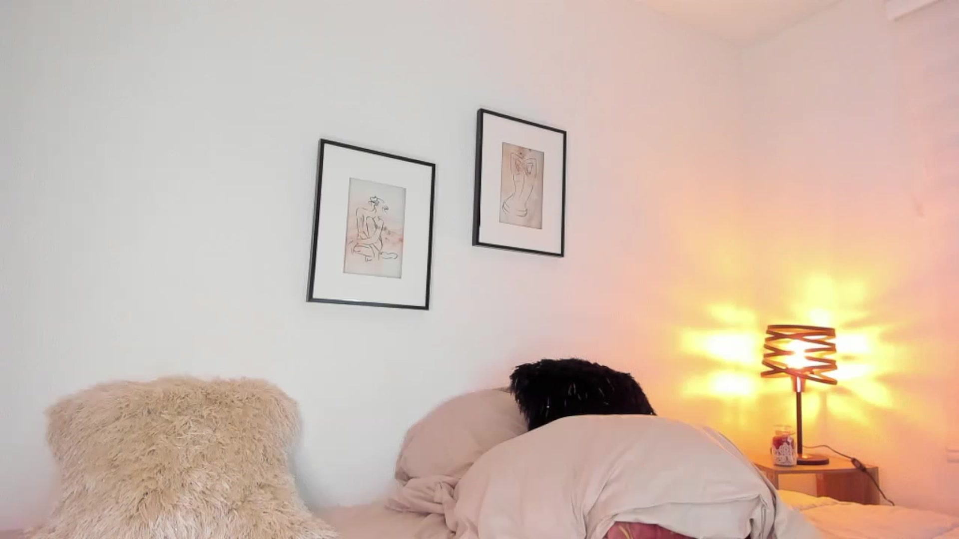 Gallery image thumbnail from AngellyClark's myfreecams stream on, 11/25/2022, 03:09 image 16 of 20