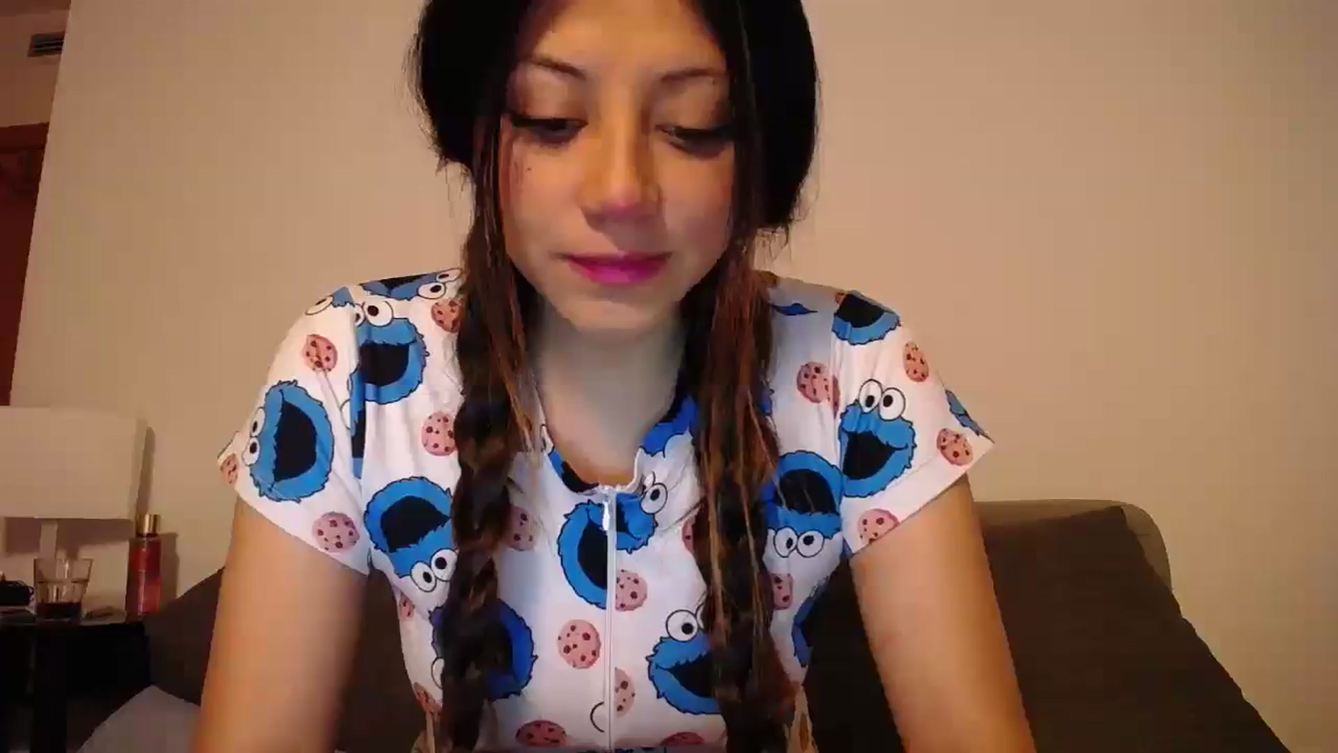 Gallery image thumbnail from Angellyloove's myfreecams stream on, 02/03/2025, 12:50 image 3 of 20