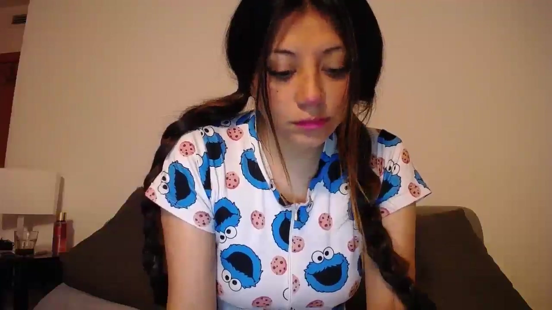 Gallery image thumbnail from Angellyloove's myfreecams stream on, 02/03/2025, 12:50 image 10 of 20