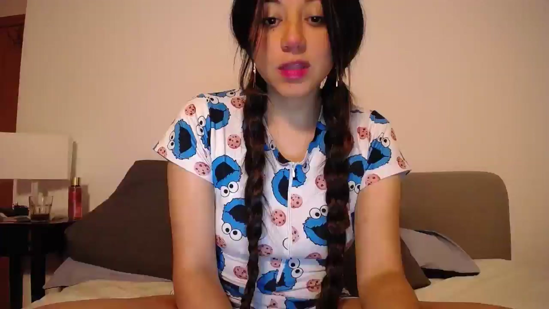 Gallery image thumbnail from Angellyloove's myfreecams stream on, 02/03/2025, 13:25 image 1 of 20