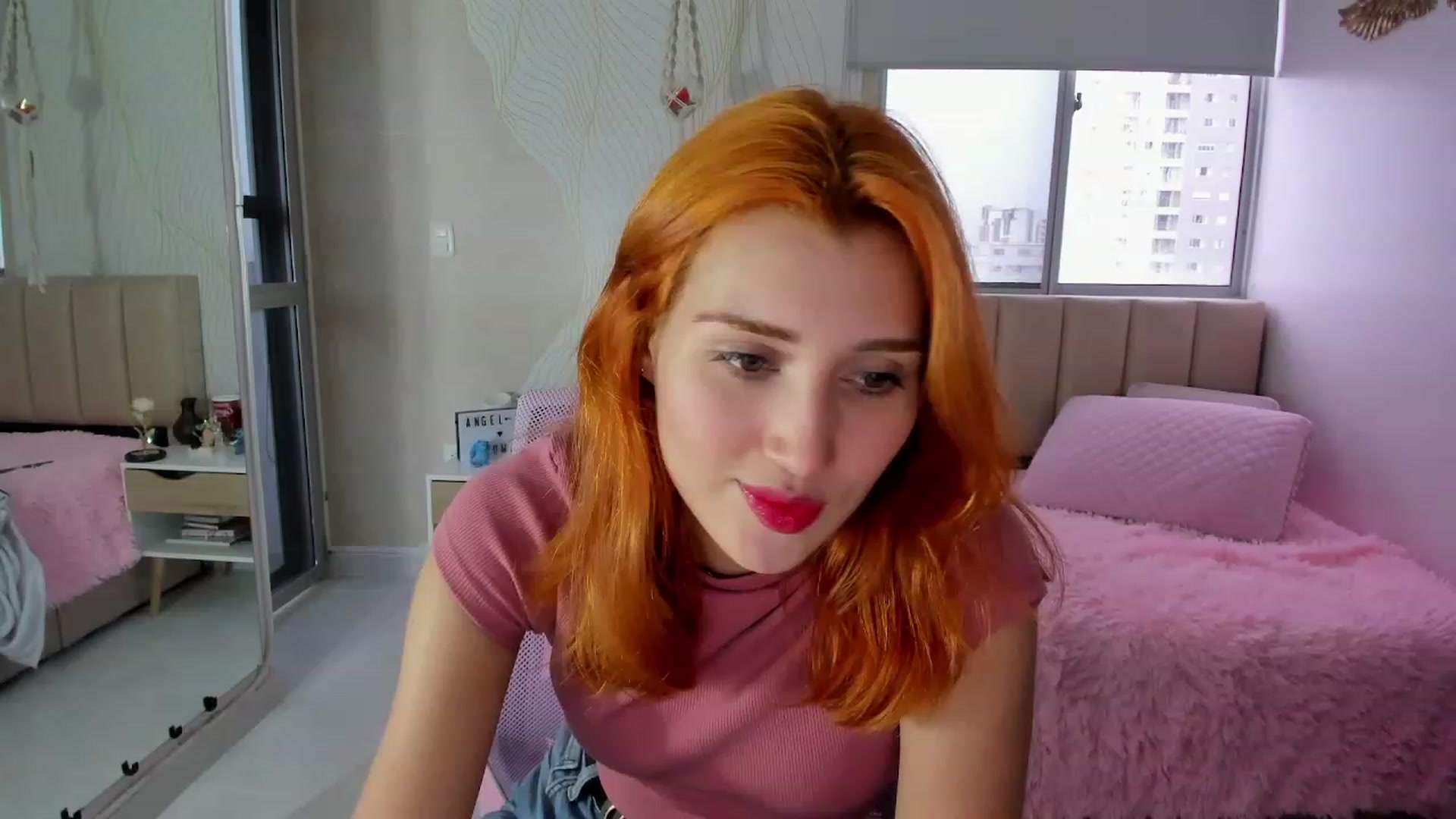 Gallery image thumbnail from Angelnaaughty's myfreecams stream on, 04/20/2023, 21:41 image 2 of 20
