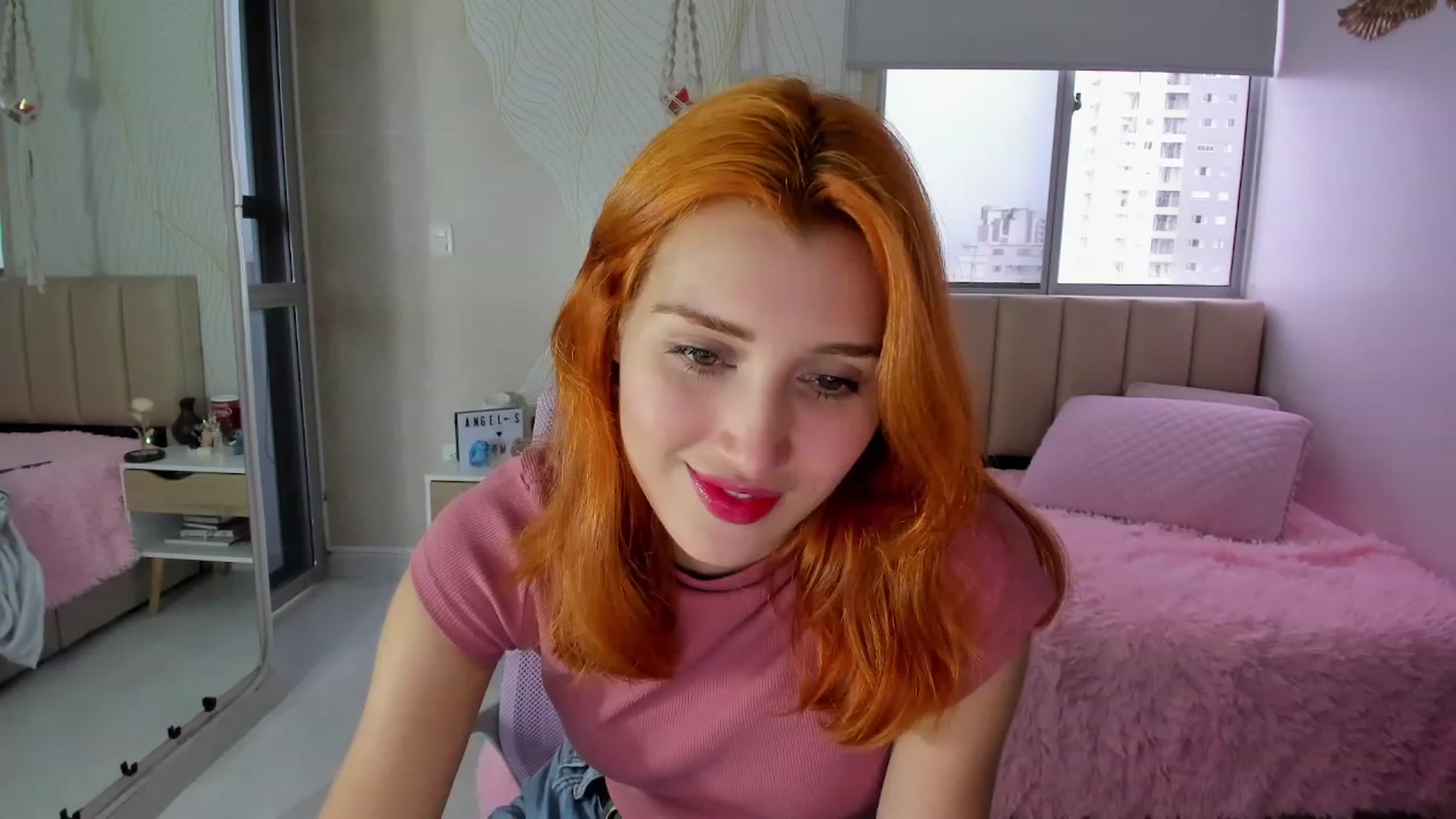 Gallery image thumbnail from Angelnaaughty's myfreecams stream on, 04/20/2023, 21:41 image 4 of 20