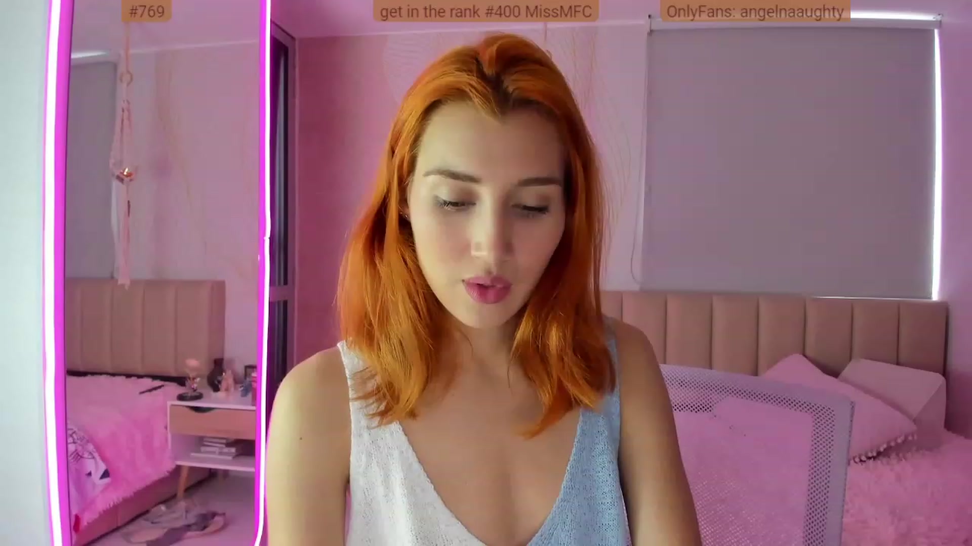 Gallery image thumbnail from Angelnaaughty's myfreecams stream on, 04/21/2023, 17:12 image 2 of 20
