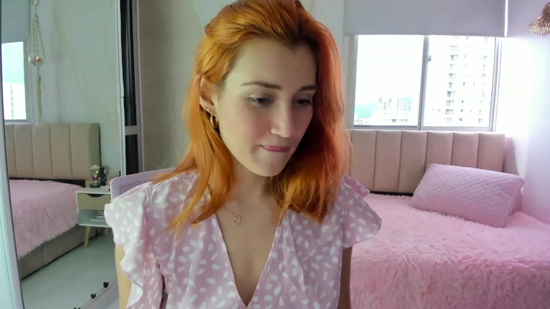 Gallery image thumbnail from Angelnaaughty's myfreecams stream on, 04/27/2023, 20:31 image 14 of 20