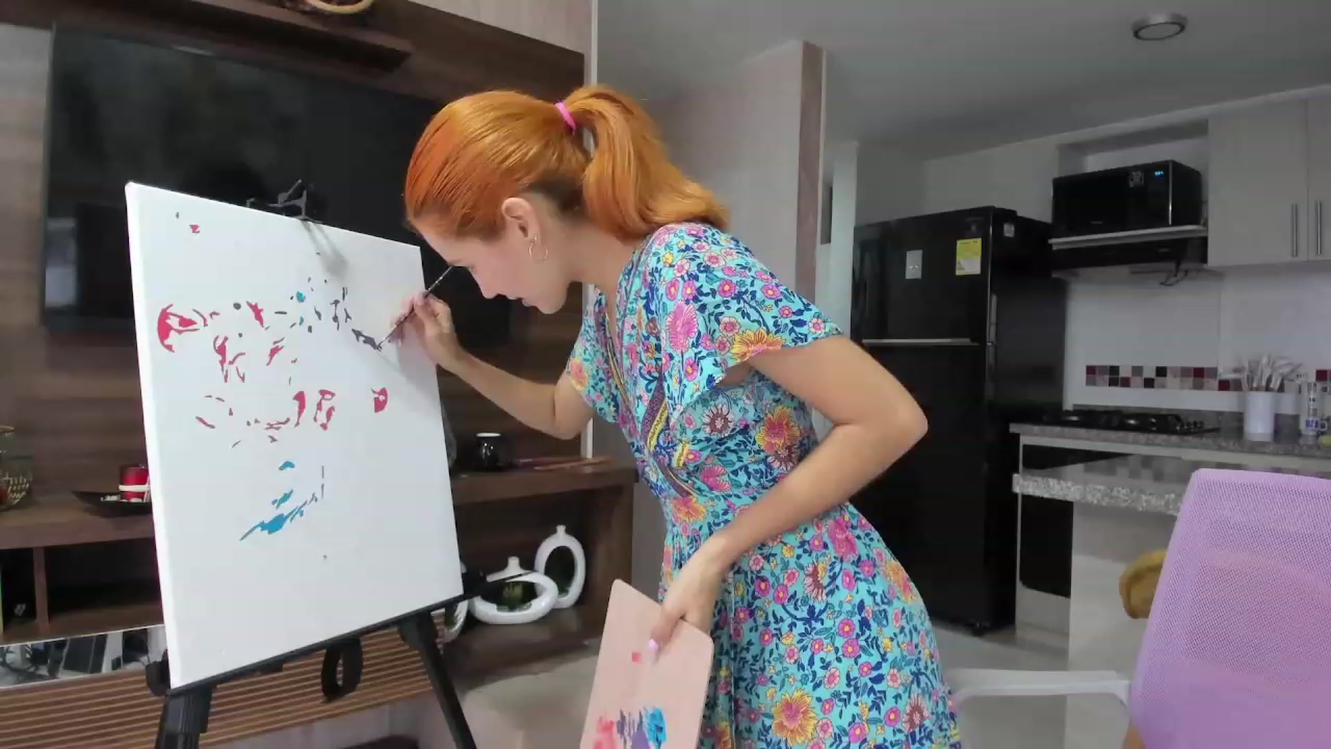 Gallery image thumbnail from Angelnaaughty's myfreecams stream on, 05/05/2023, 22:31 image 4 of 20