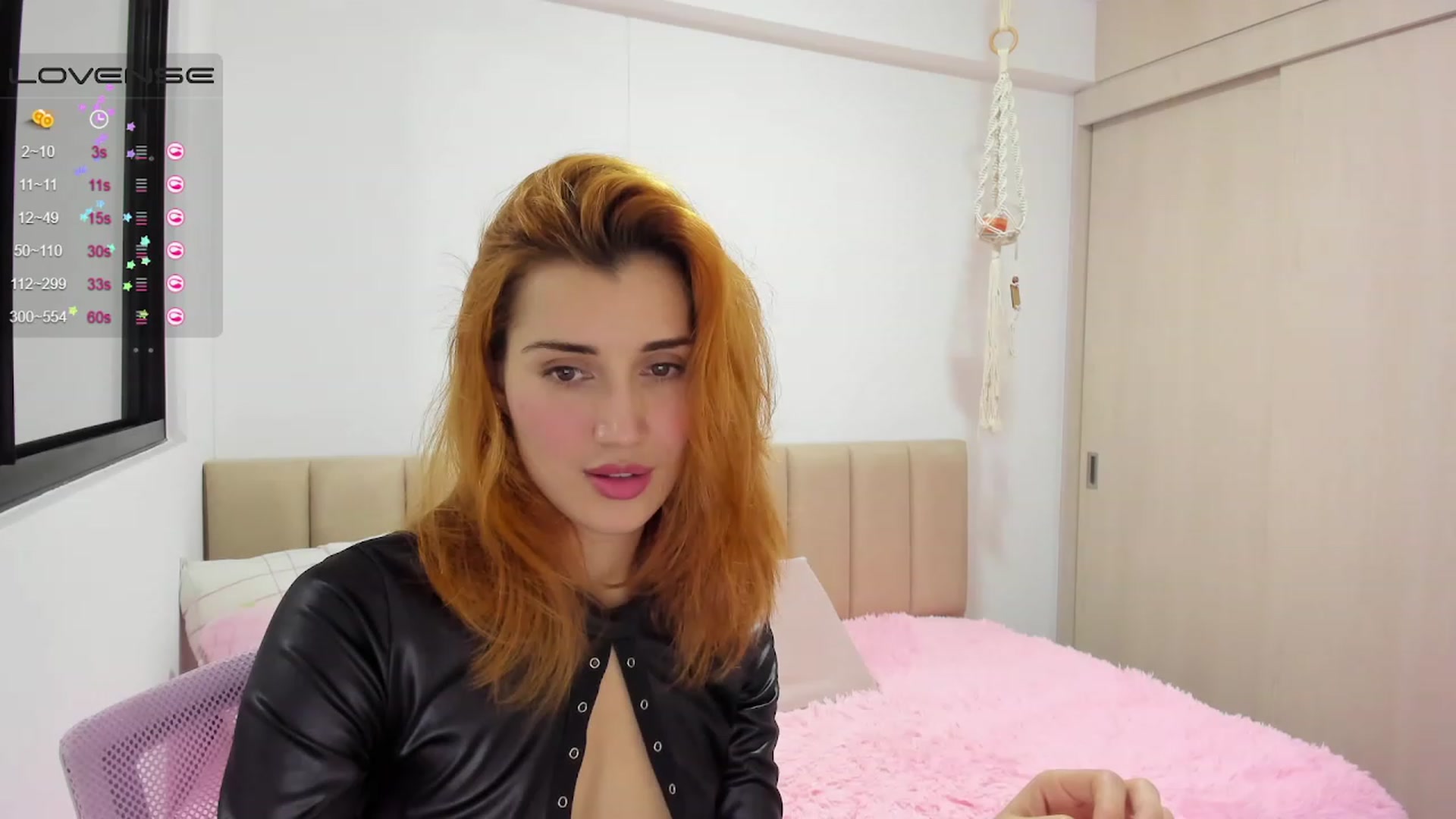 Gallery image thumbnail from Angelnaaughty's myfreecams stream on, 05/27/2023, 24:22 image 2 of 20
