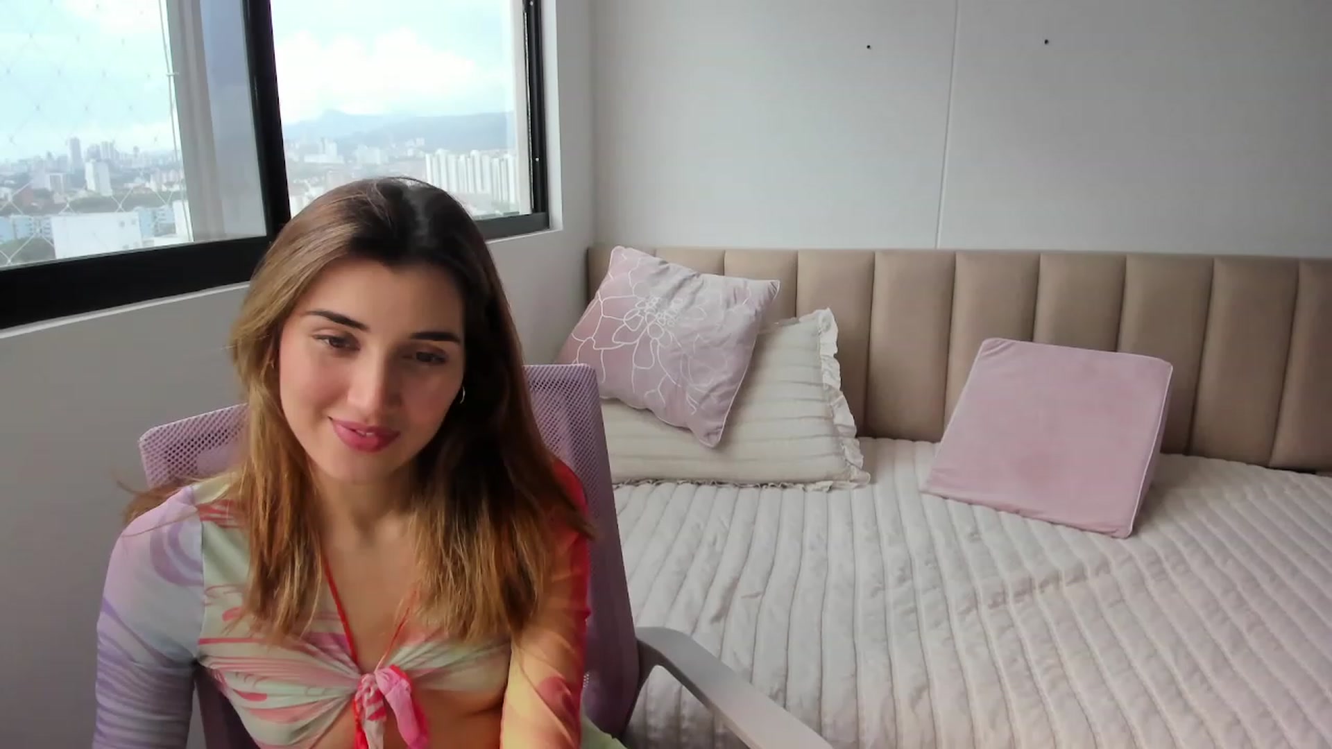 Gallery image thumbnail from Angelnaaughty's myfreecams stream on, 07/26/2023, 20:41 image 7 of 20