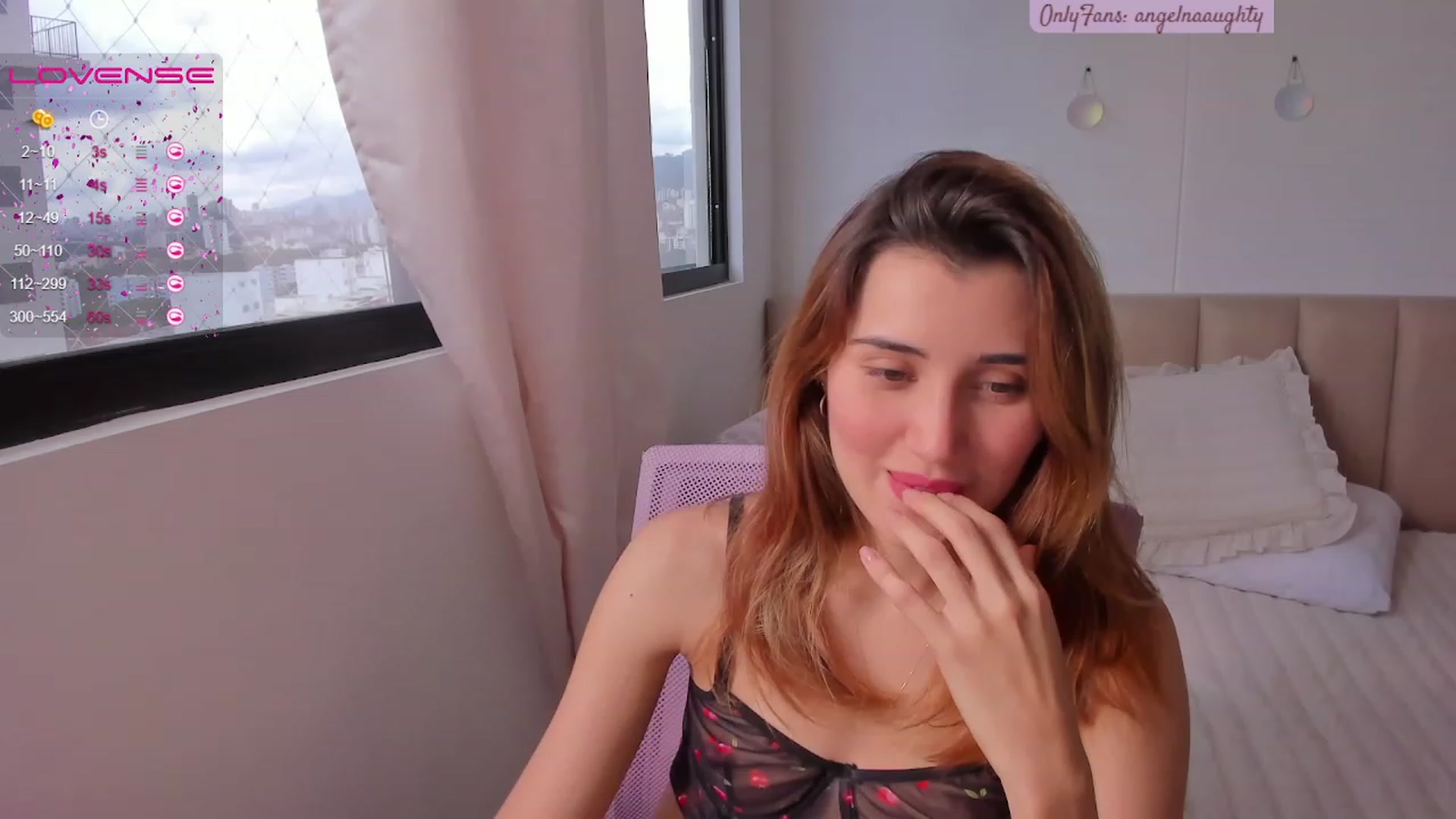 Gallery image thumbnail from Angelnaaughty's myfreecams stream on, 08/25/2023, 18:31 image 17 of 20