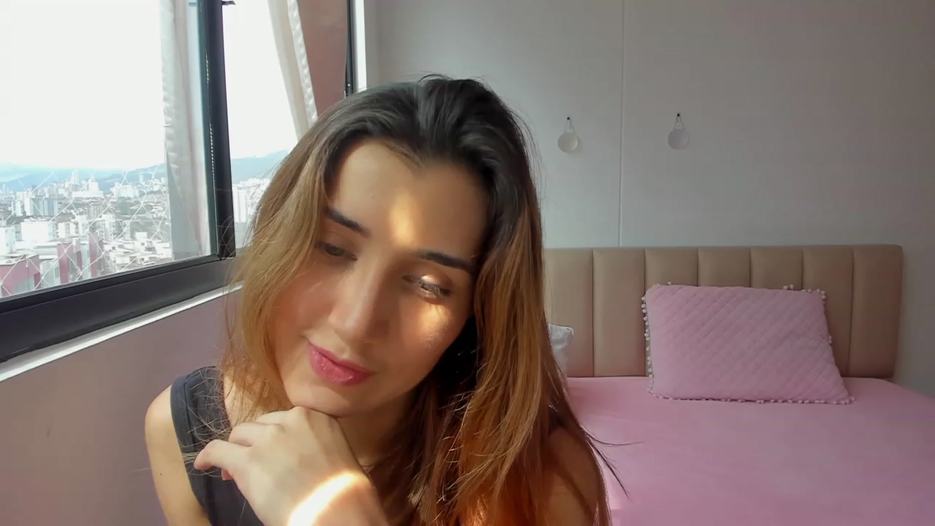 Gallery image thumbnail from Angelnaaughty's myfreecams stream on, 09/27/2023, 19:35 image 11 of 20