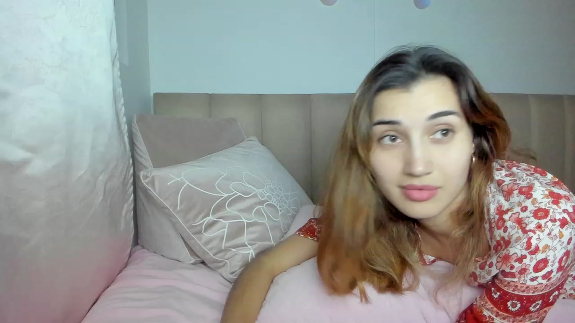 Gallery image thumbnail from Angelnaaughty's myfreecams stream on, 10/07/2023, 23:12 image 18 of 20