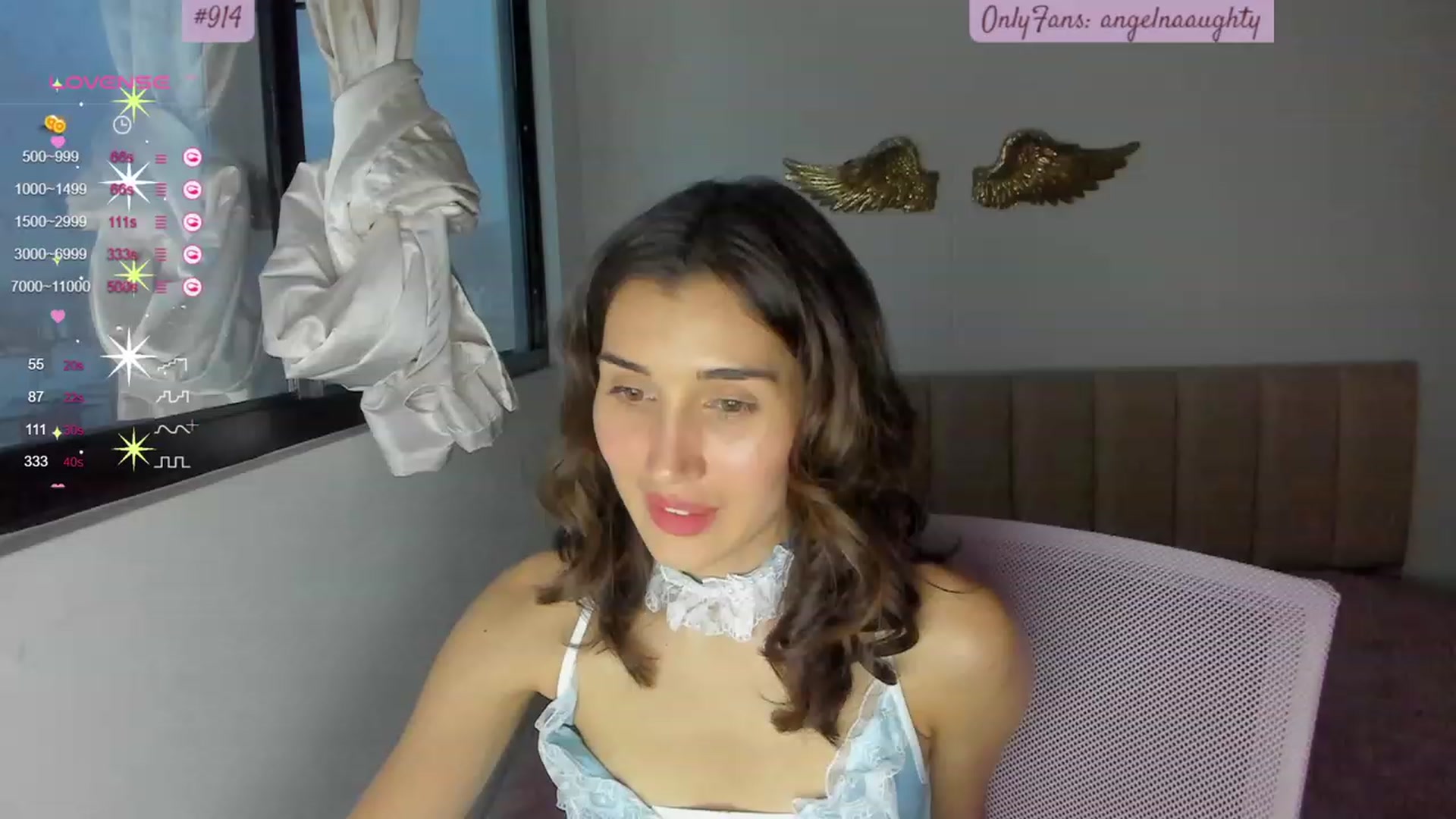 Gallery image thumbnail from Angelnaaughty's myfreecams stream on, 10/17/2023, 22:56 image 16 of 20