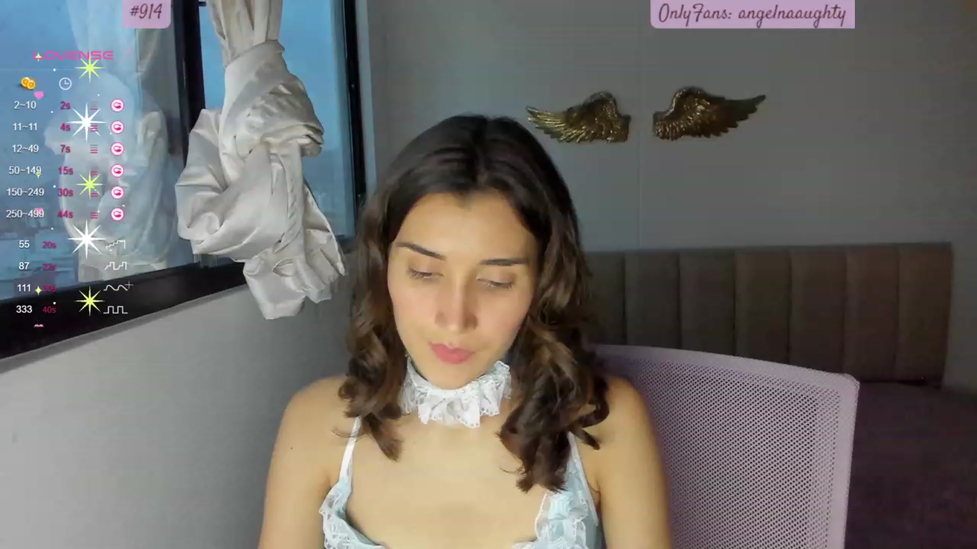 Gallery image thumbnail from Angelnaaughty's myfreecams stream on, 10/17/2023, 22:56 image 14 of 20