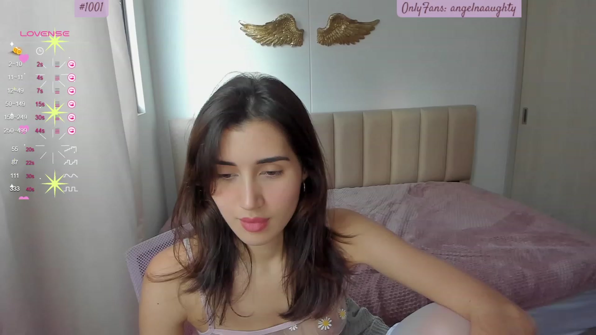 Gallery image thumbnail from Angelnaaughty's myfreecams stream on, 10/19/2023, 21:19 image 12 of 20