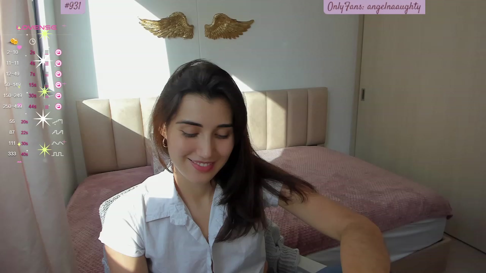 Gallery image thumbnail from Angelnaaughty's myfreecams stream on, 10/20/2023, 21:07 image 3 of 20