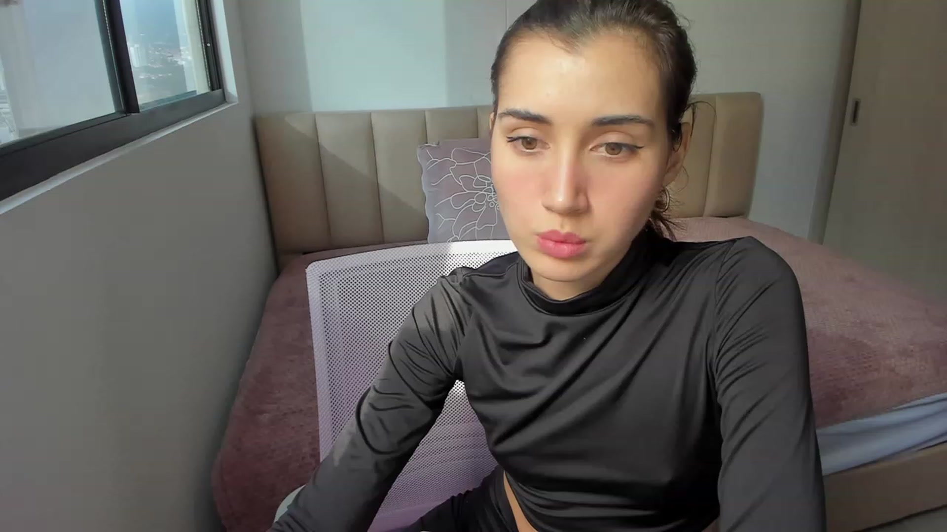Gallery image thumbnail from Angelnaaughty's myfreecams stream on, 10/23/2023, 21:09 image 8 of 20