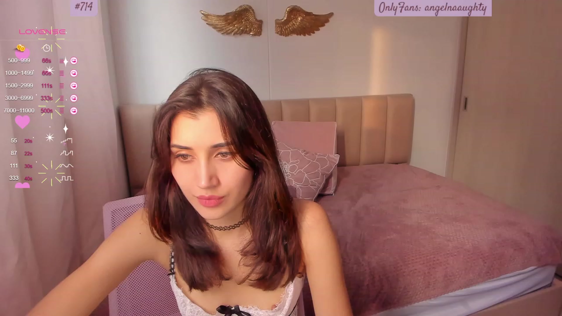 Gallery image thumbnail from Angelnaaughty's myfreecams stream on, 10/24/2023, 22:06 image 3 of 20