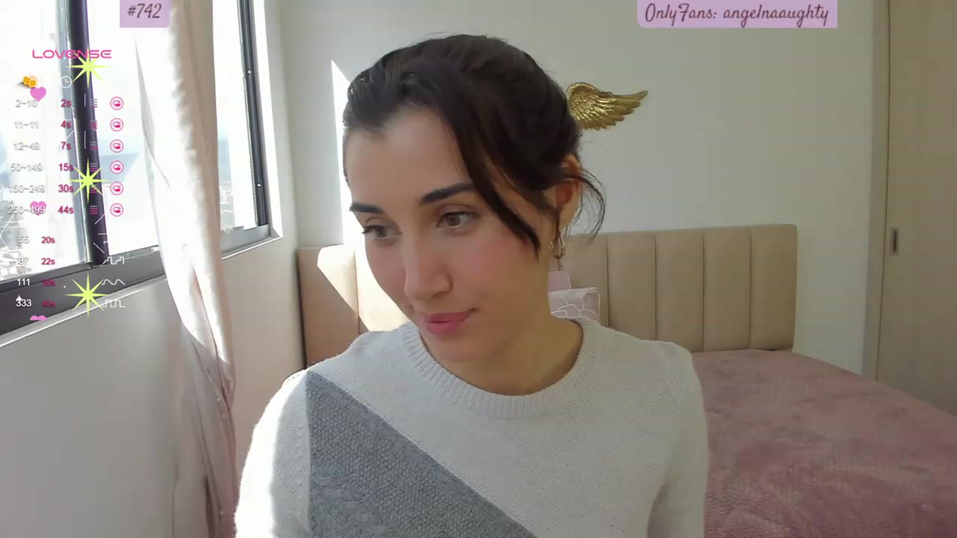 Gallery image thumbnail from Angelnaaughty's myfreecams stream on, 10/25/2023, 20:24 image 4 of 20