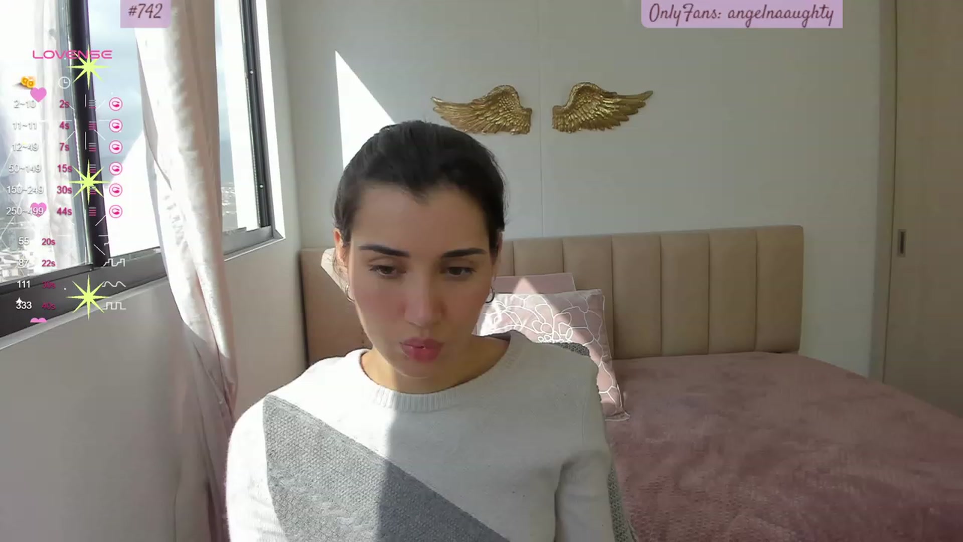 Gallery image thumbnail from Angelnaaughty's myfreecams stream on, 10/25/2023, 20:24 image 10 of 20