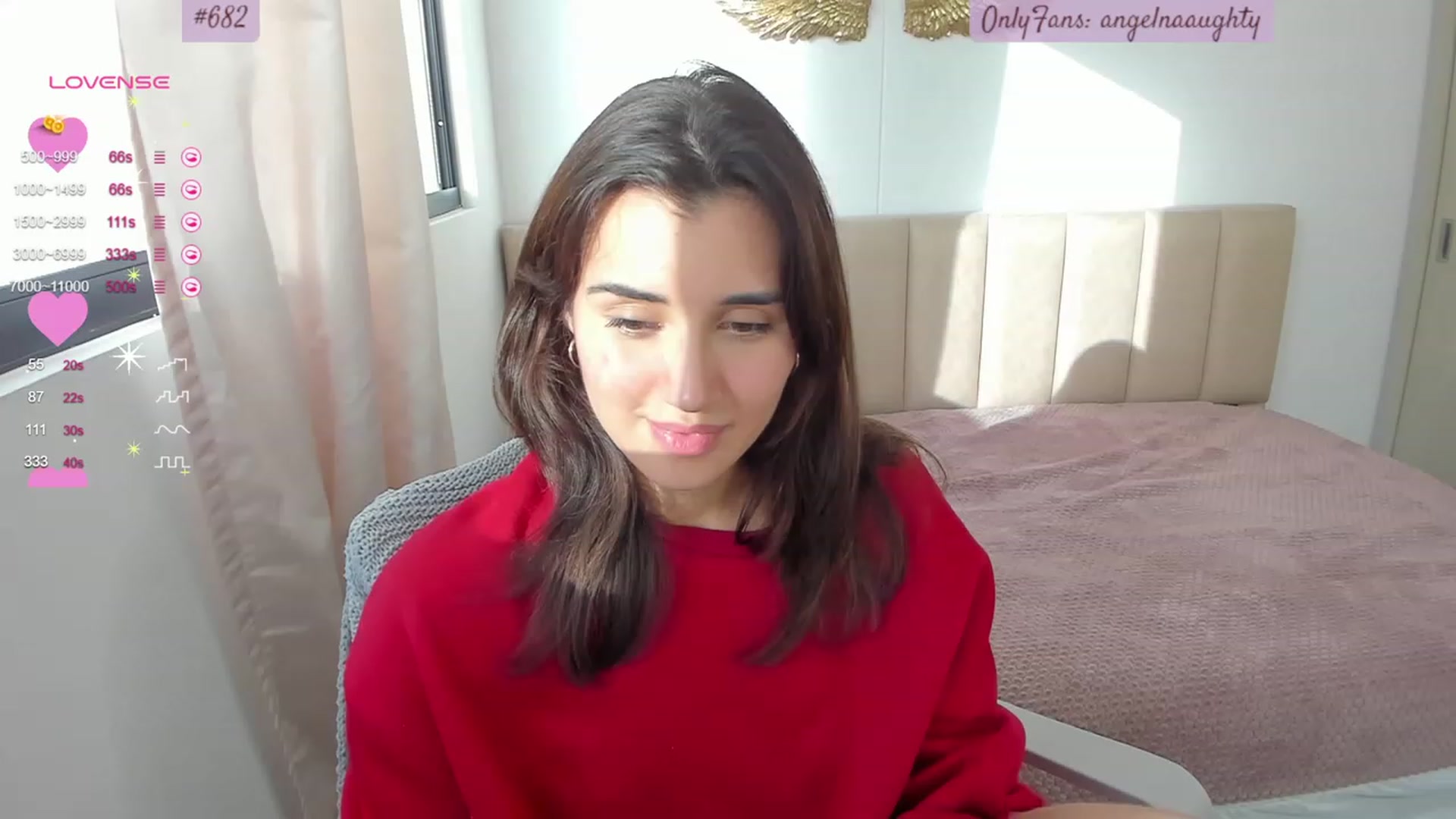 Gallery image thumbnail from Angelnaaughty's myfreecams stream on, 10/25/2023, 21:31 image 18 of 20