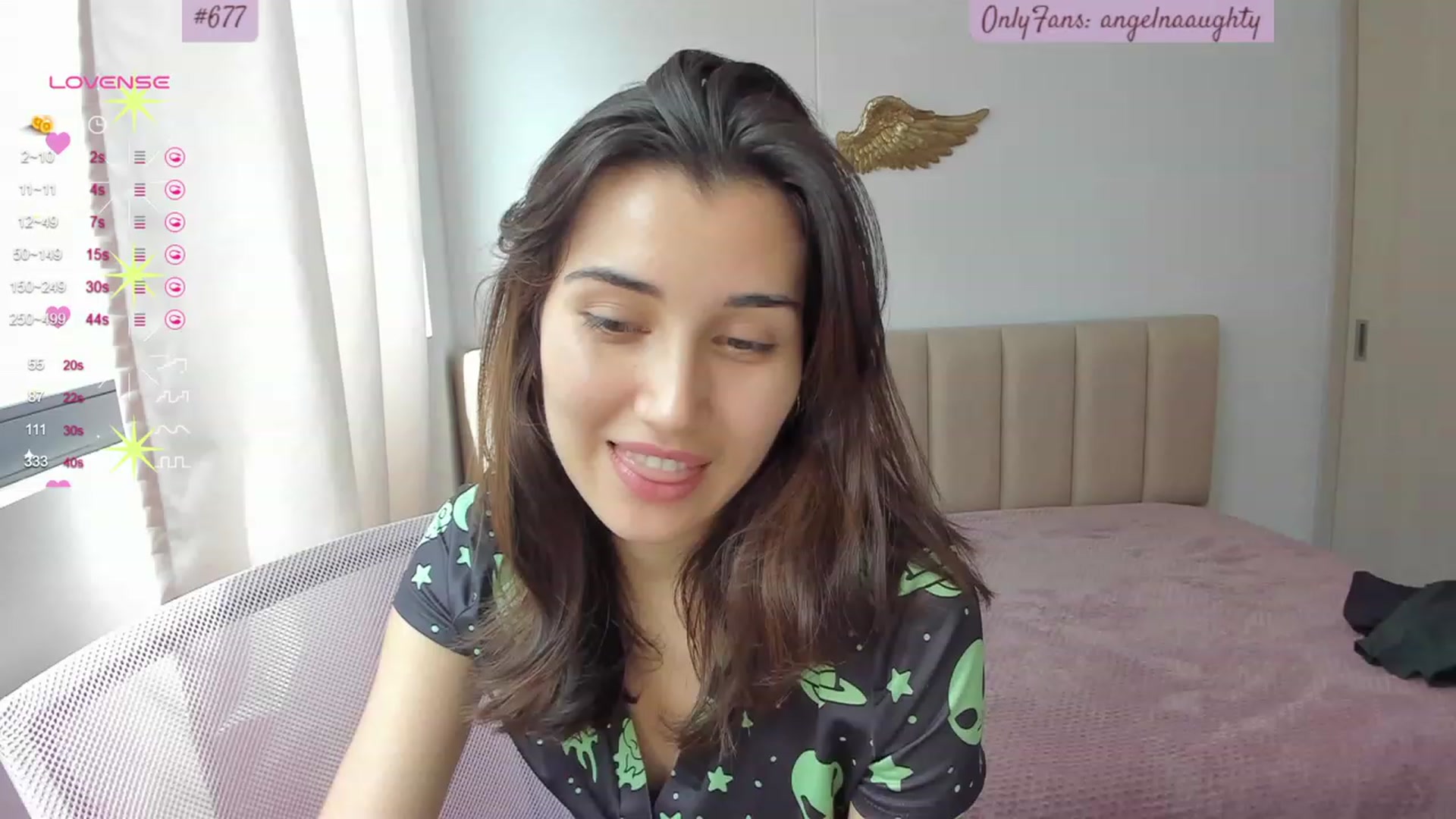 Gallery image thumbnail from Angelnaaughty's myfreecams stream on, 10/30/2023, 18:34 image 19 of 20