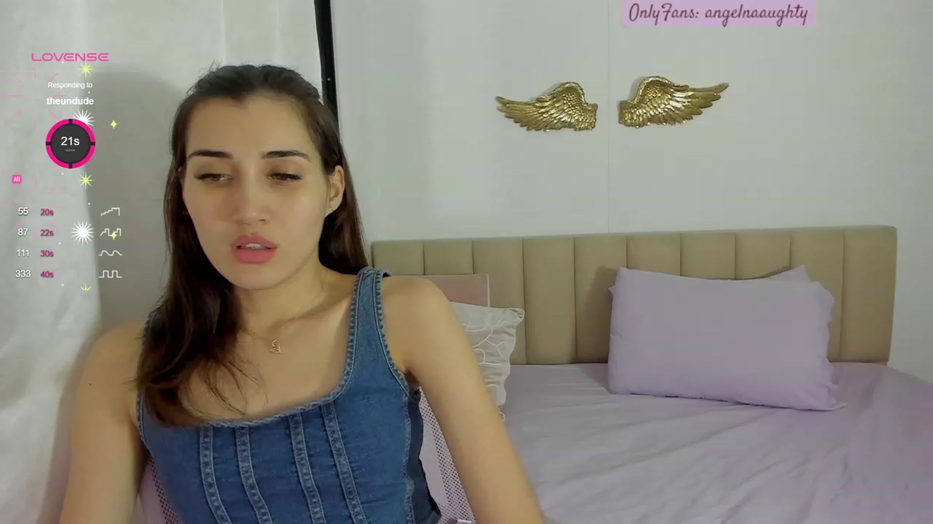 Gallery image thumbnail from Angelnaaughty's myfreecams stream on, 11/13/2023, 24:07 image 16 of 20