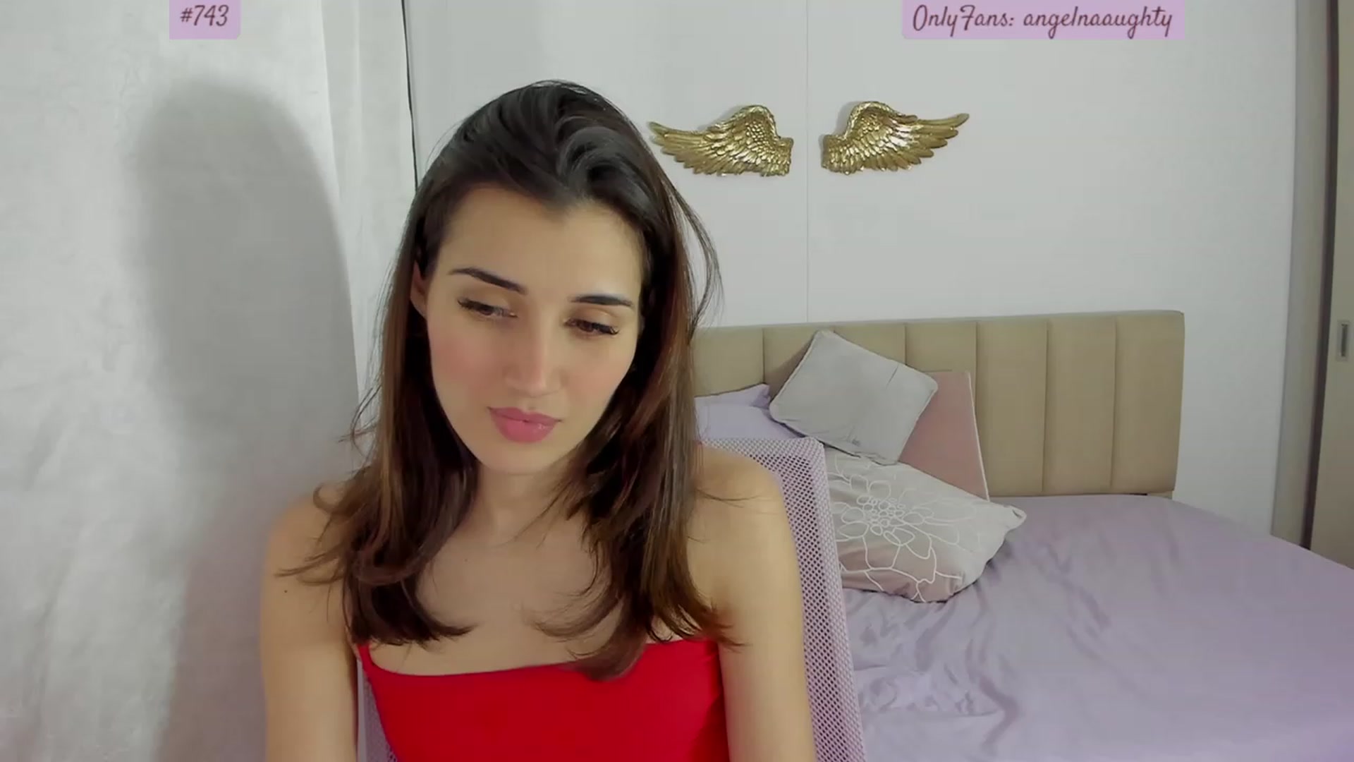 Gallery image thumbnail from Angelnaaughty's myfreecams stream on, 11/16/2023, 24:01 image 9 of 20