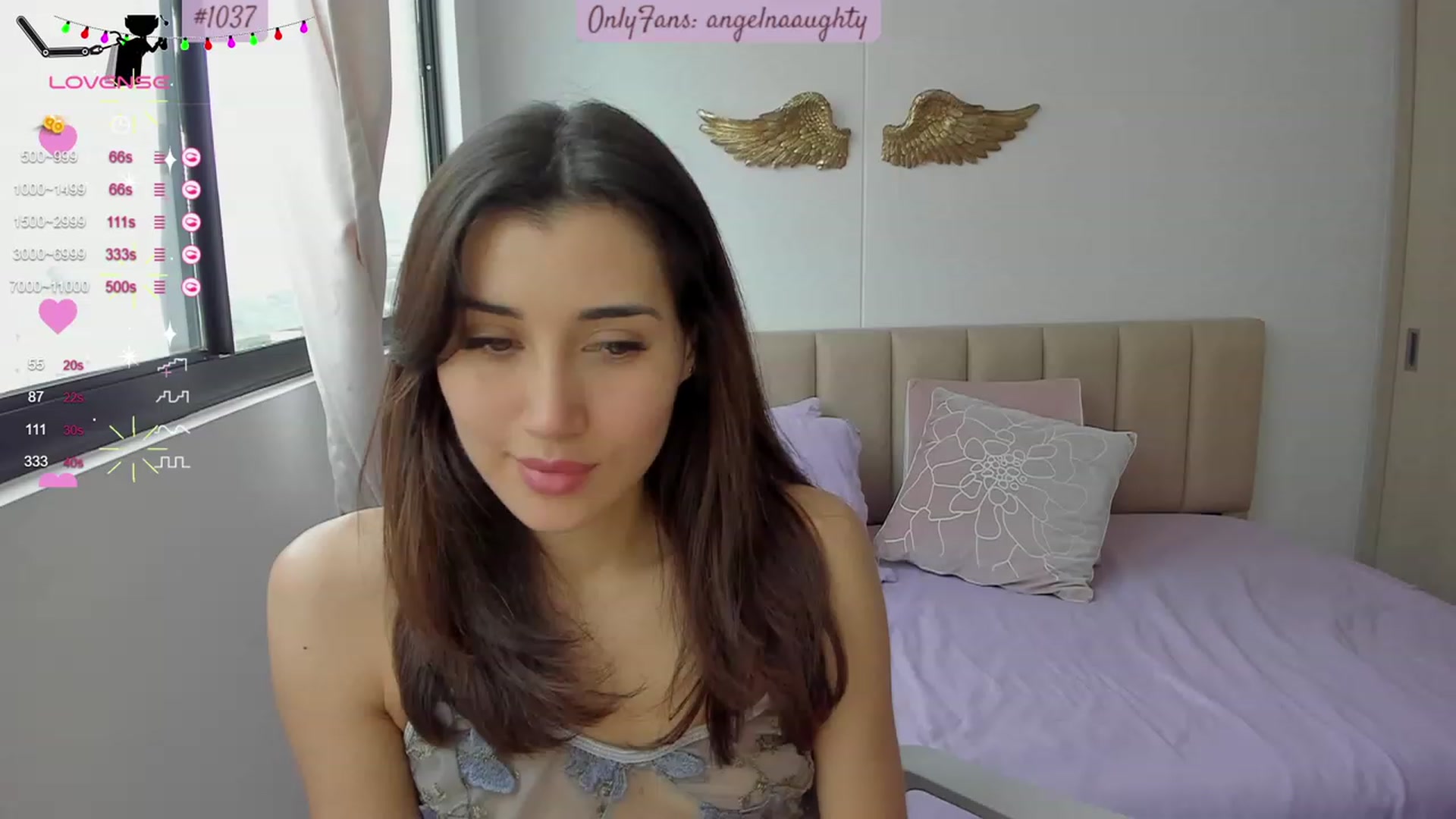 Gallery image thumbnail from Angelnaaughty's myfreecams stream on, 11/23/2023, 17:39 image 1 of 20