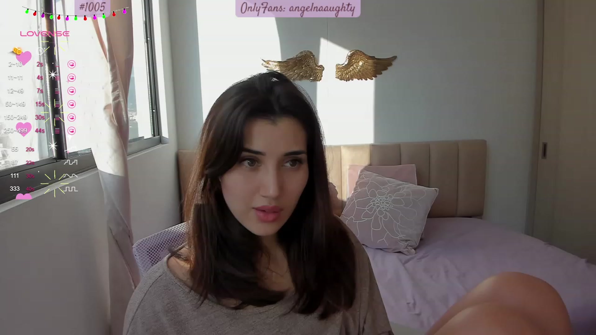 Gallery image thumbnail from Angelnaaughty's myfreecams stream on, 11/23/2023, 22:10 image 1 of 20