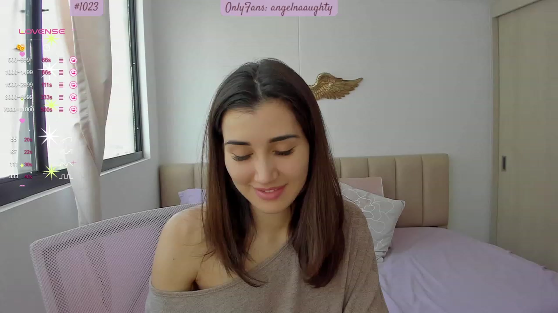 Gallery image thumbnail from Angelnaaughty's myfreecams stream on, 11/24/2023, 16:33 image 8 of 20