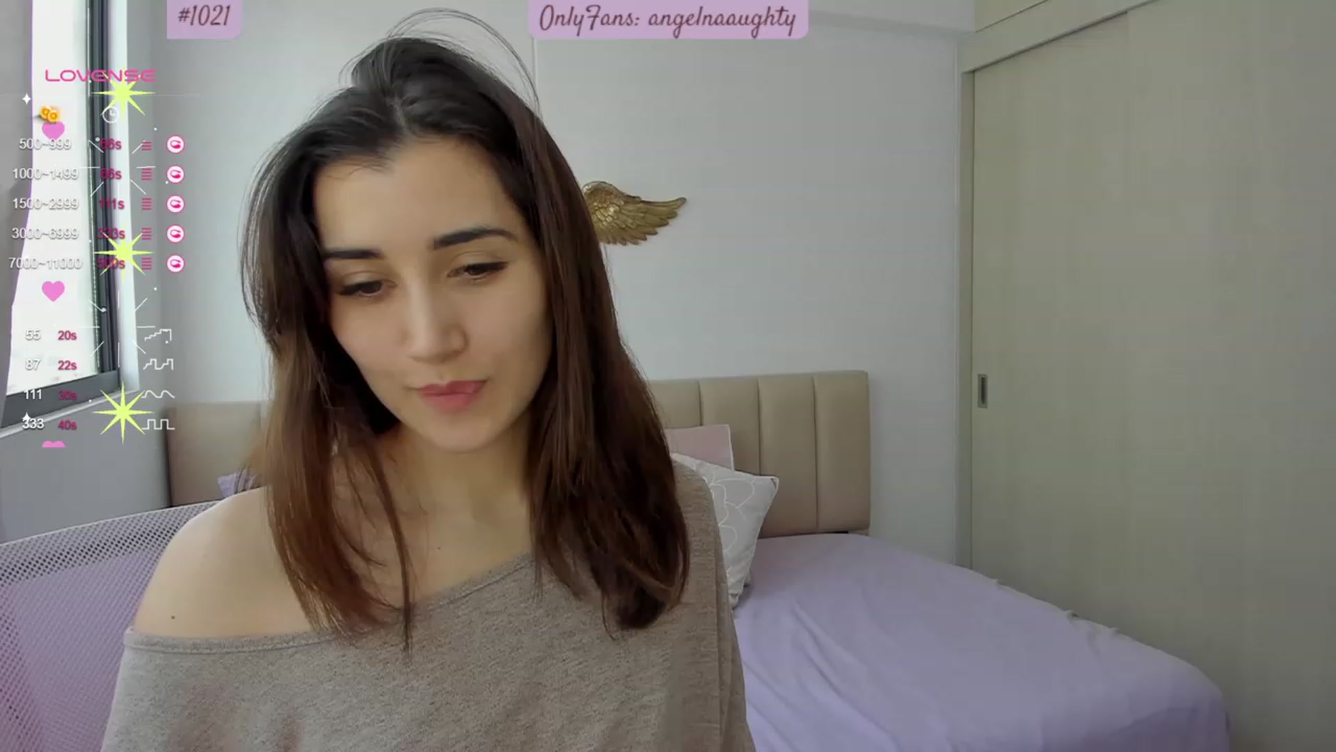 Gallery image thumbnail from Angelnaaughty's myfreecams stream on, 11/24/2023, 16:33 image 9 of 20