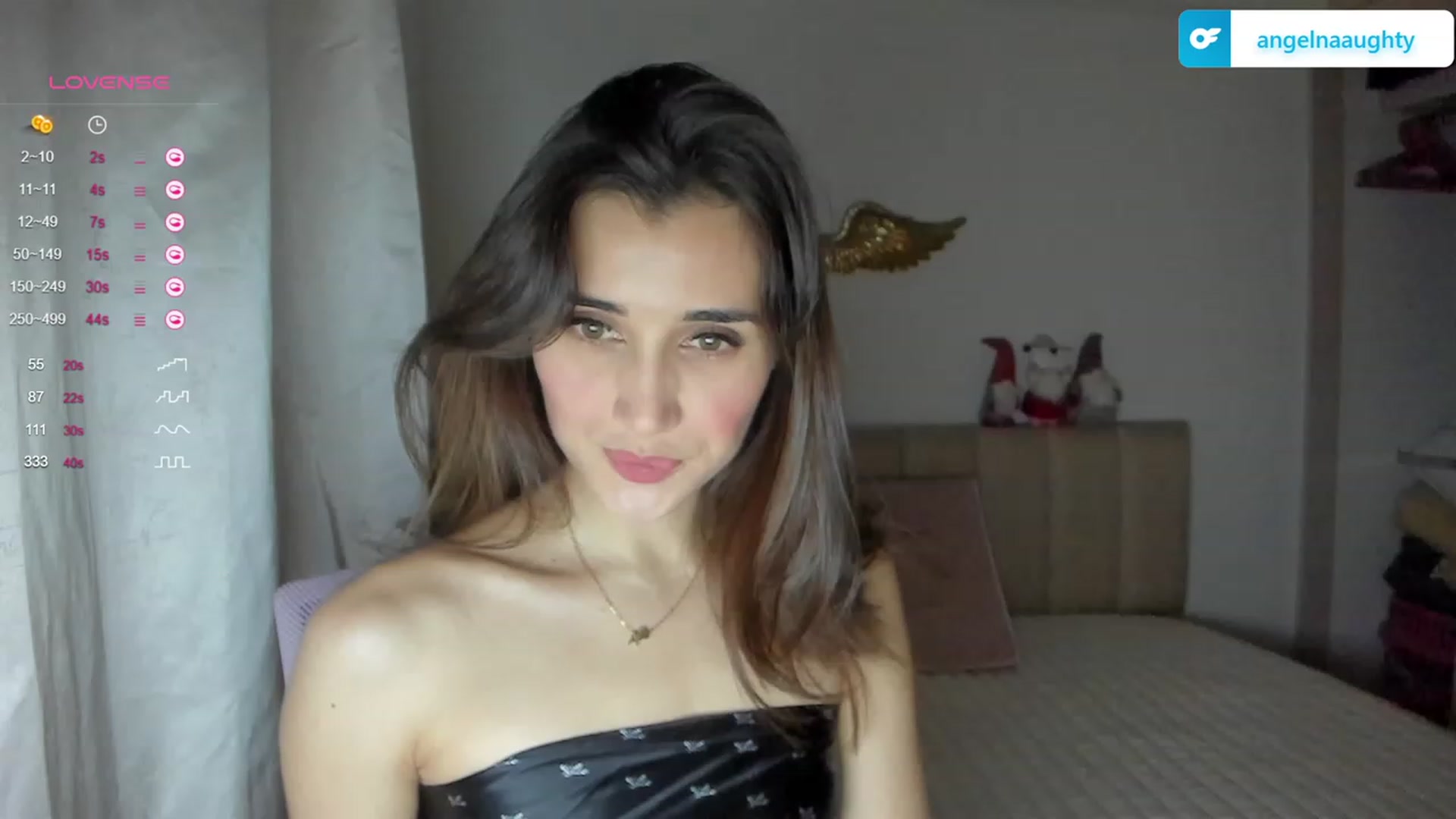 Gallery image thumbnail from Angelnaaughty's myfreecams stream on, 11/29/2023, 24:01 image 9 of 20