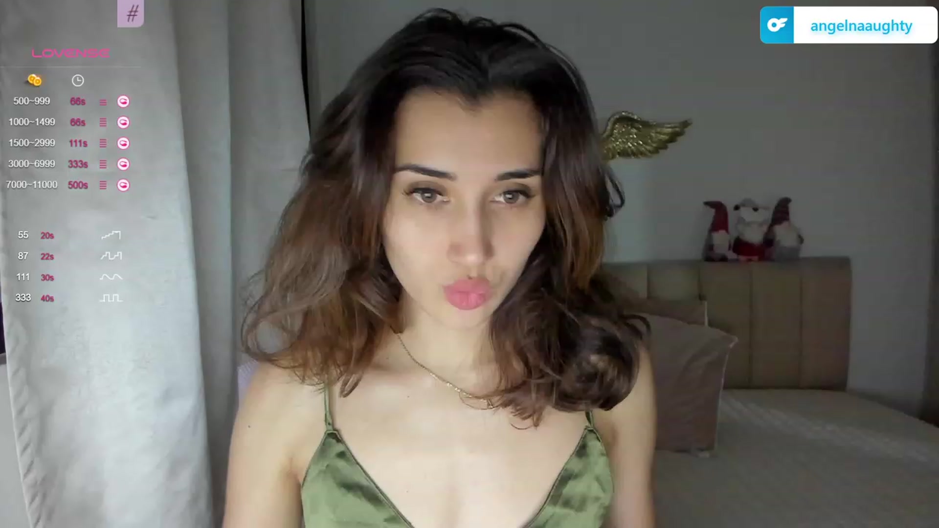 Gallery image thumbnail from Angelnaaughty's myfreecams stream on, 12/03/2023, 24:23 image 16 of 20