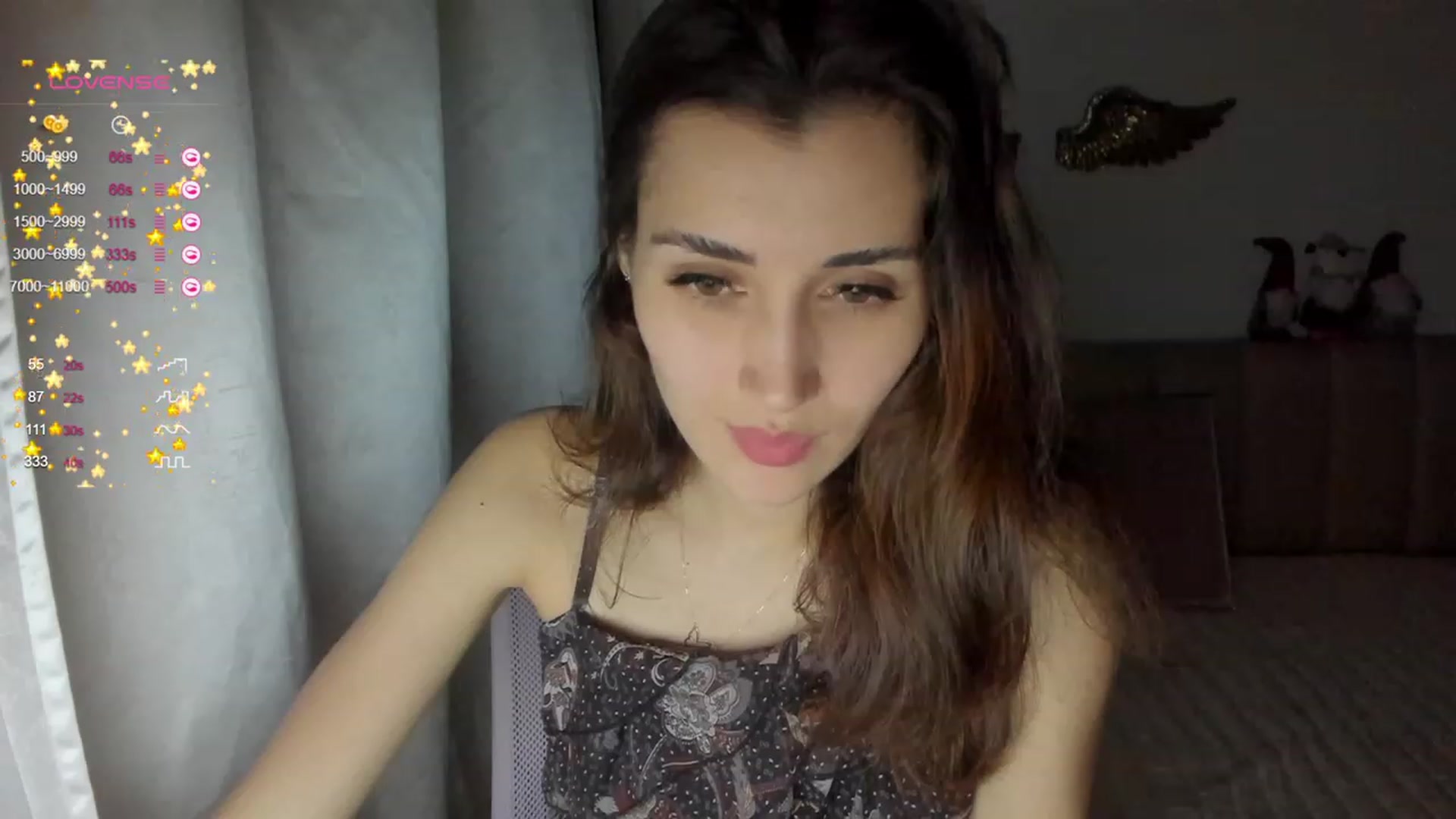 Gallery image thumbnail from Angelnaaughty's myfreecams stream on, 12/19/2023, 24:19 image 15 of 20