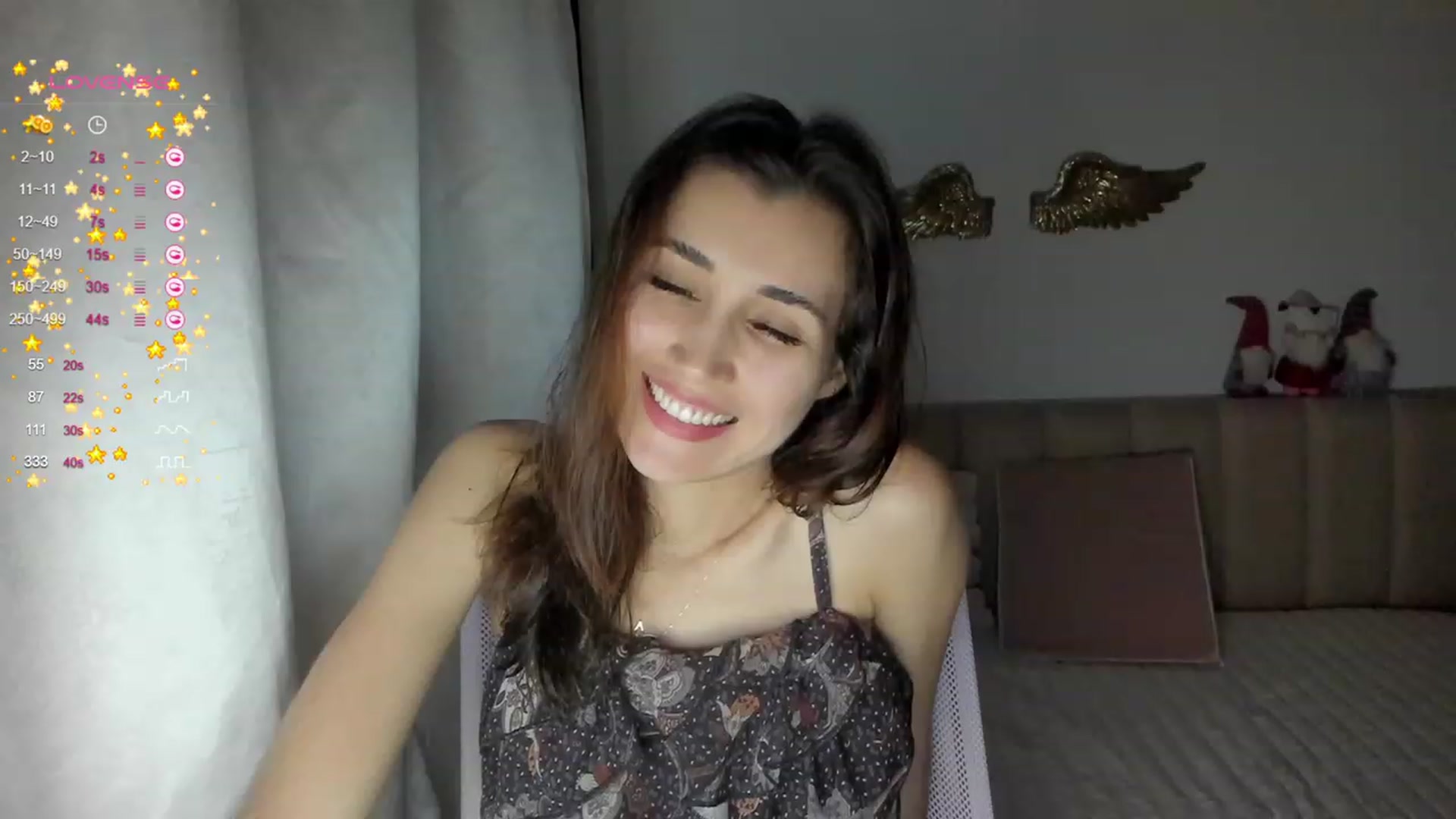 Gallery image thumbnail from Angelnaaughty's myfreecams stream on, 12/19/2023, 24:19 image 7 of 20