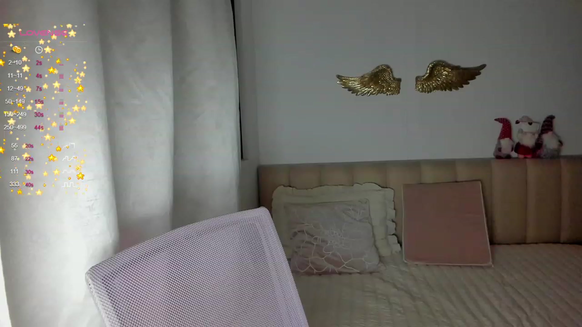Gallery image thumbnail from Angelnaaughty's myfreecams stream on, 12/19/2023, 24:19 image 12 of 20