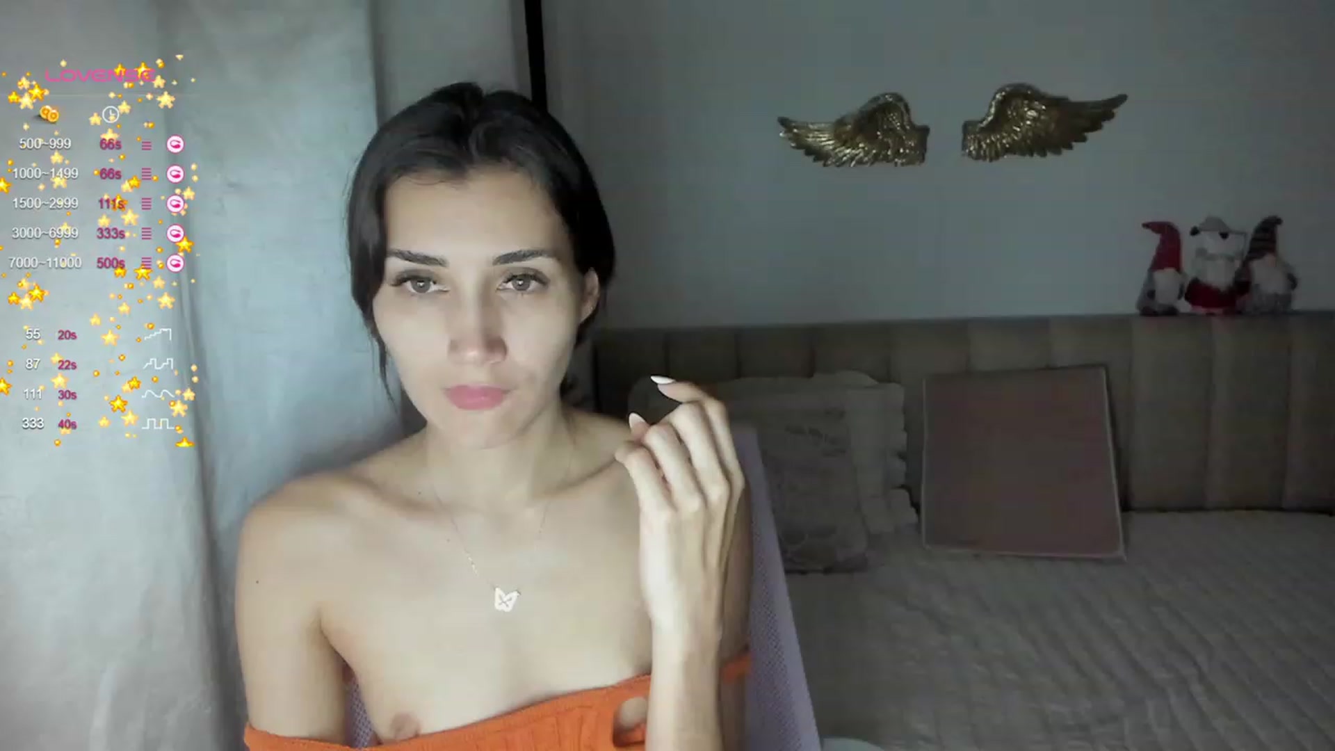 Gallery image thumbnail from Angelnaaughty's myfreecams stream on, 12/19/2023, 23:23 image 10 of 20