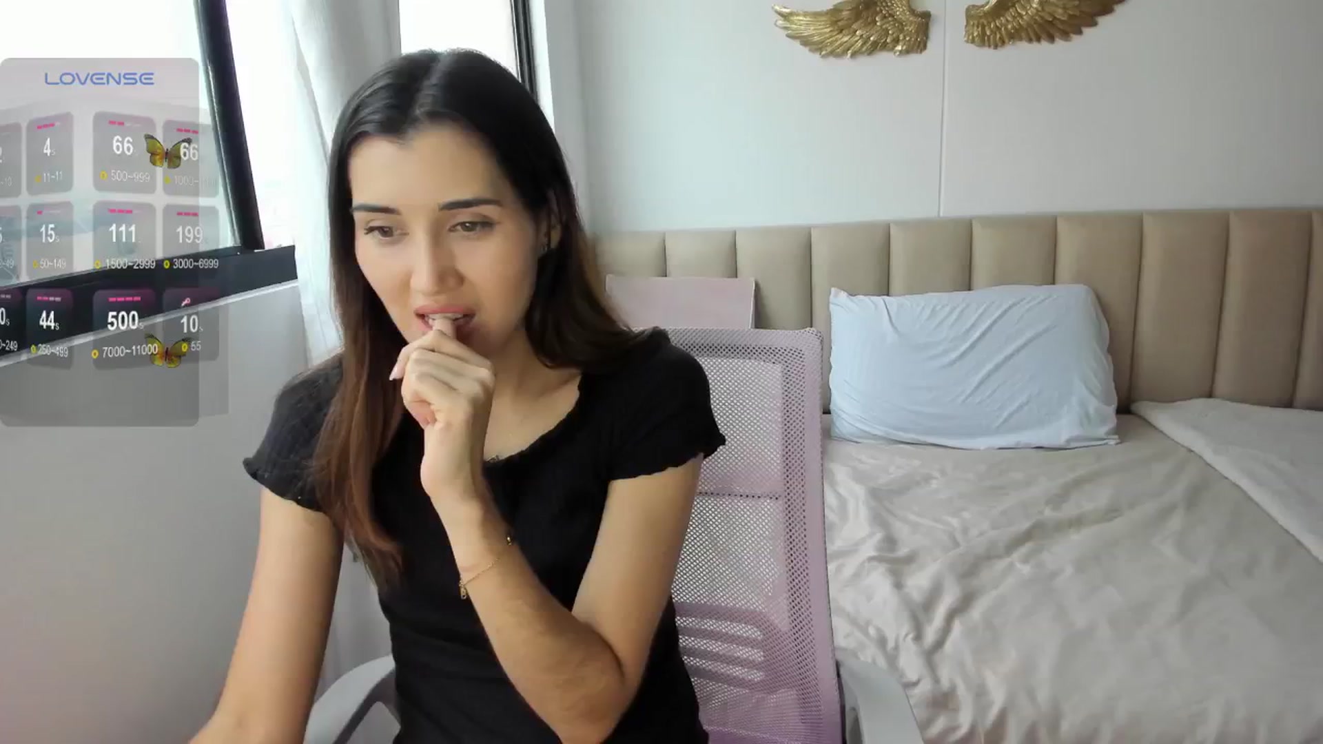 Gallery image thumbnail from Angelnaaughty's myfreecams stream on, 05/09/2024, 19:53 image 15 of 20