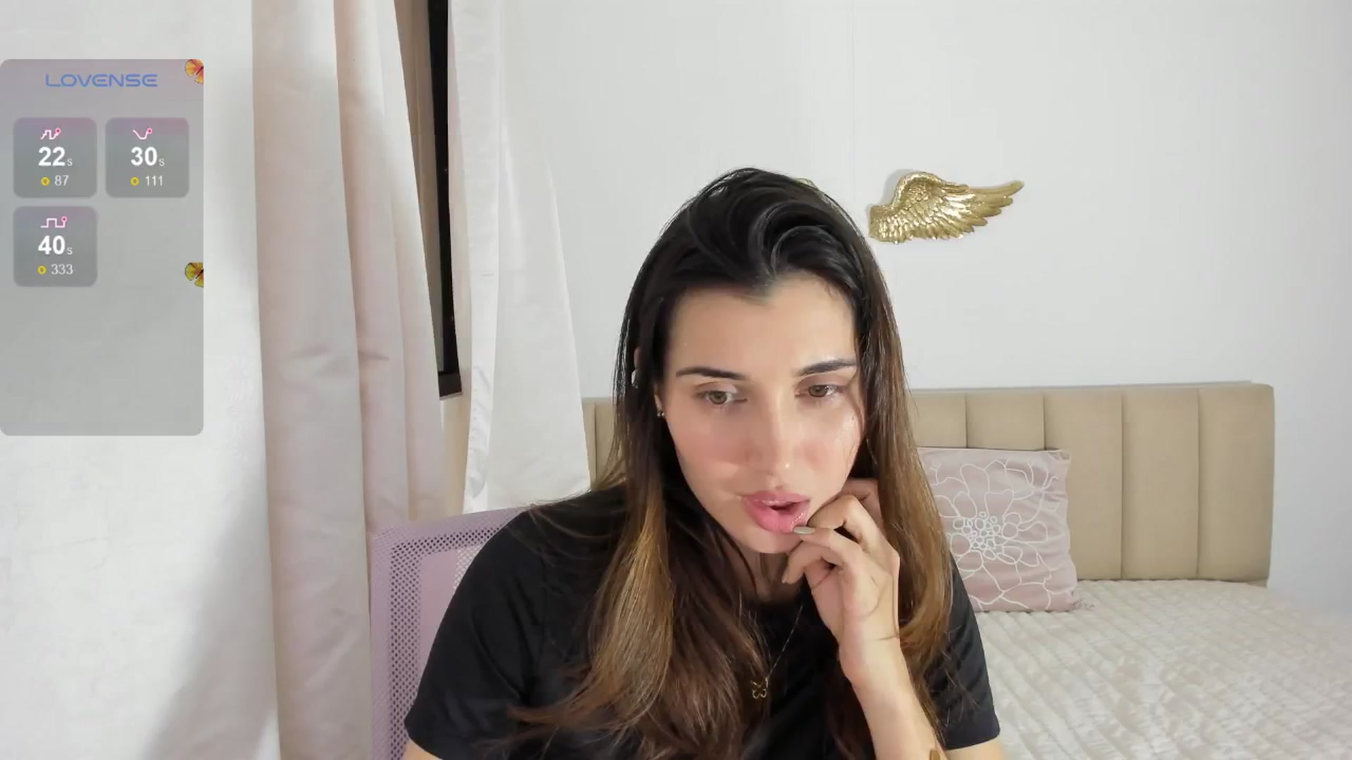 Gallery image thumbnail from Angelnaaughty's myfreecams stream on, 05/15/2024, 22:53 image 9 of 20