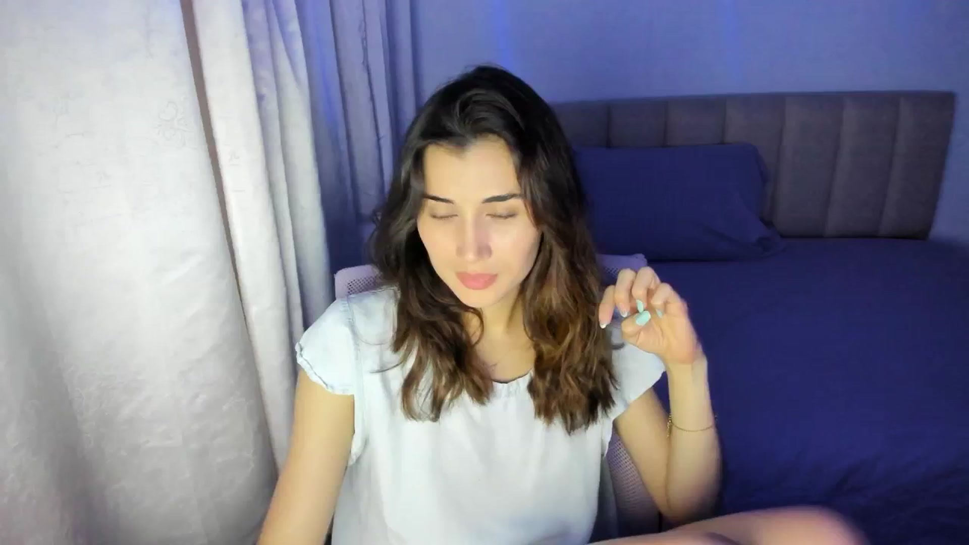 Gallery image thumbnail from Angelnaaughty's myfreecams stream on, 05/31/2024, 04:07 image 1 of 20