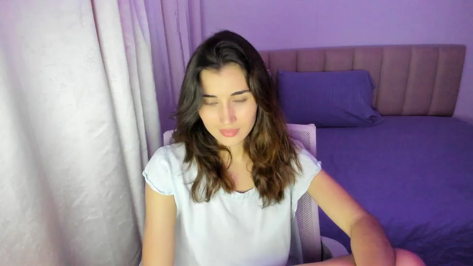 Gallery image thumbnail from Angelnaaughty's myfreecams stream on, 05/31/2024, 04:07 image 4 of 20