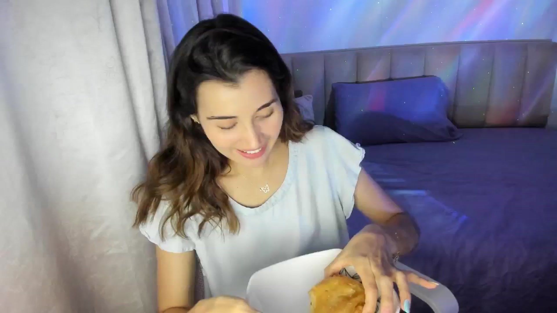 Gallery image thumbnail from Angelnaaughty's myfreecams stream on, 05/31/2024, 05:58 image 7 of 20