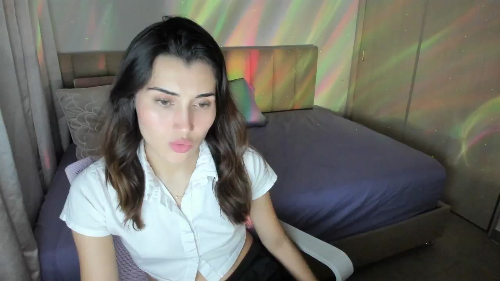 Gallery image thumbnail from Angelnaaughty's myfreecams stream on, 06/01/2024, 04:45 image 3 of 20