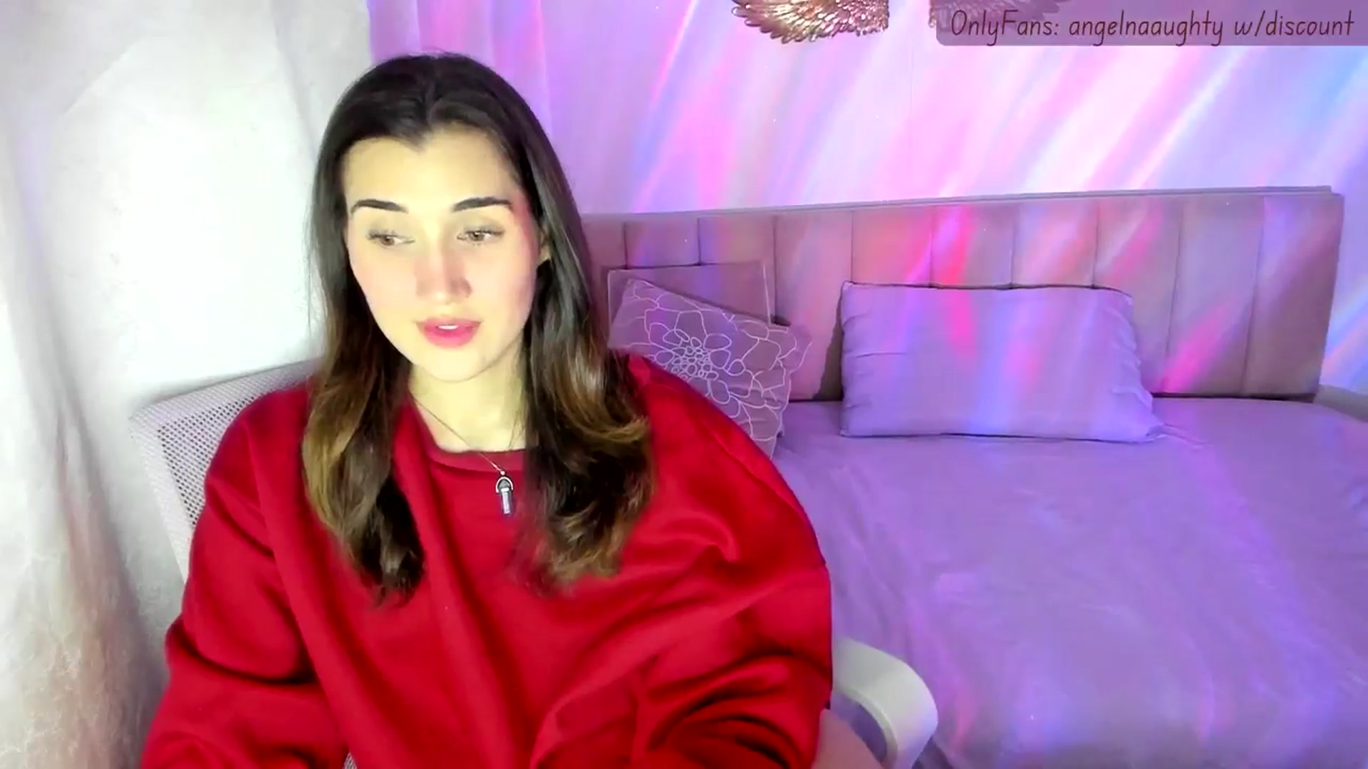 Gallery image thumbnail from Angelnaaughty's myfreecams stream on, 07/30/2024, 23:57 image 6 of 20