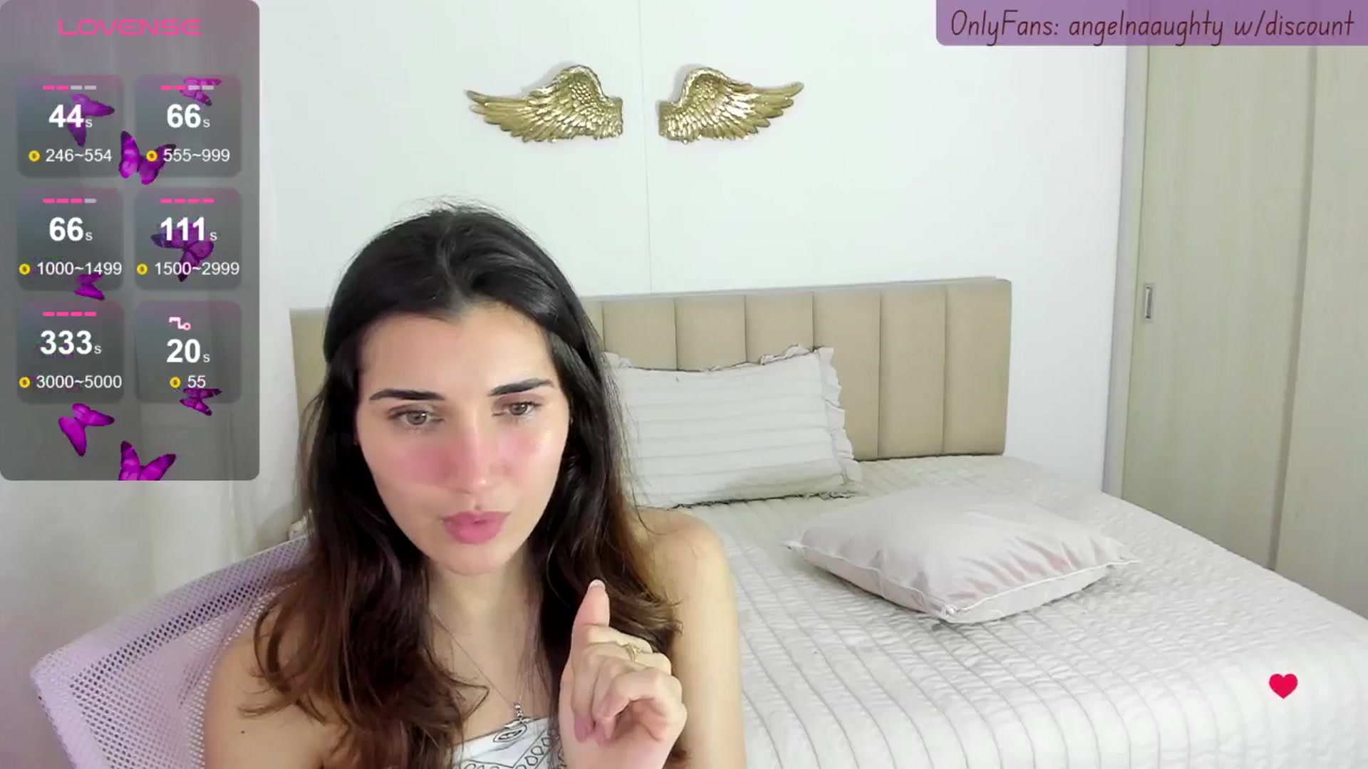 Gallery image thumbnail from Angelnaaughty's myfreecams stream on, 08/20/2024, 23:05 image 17 of 20