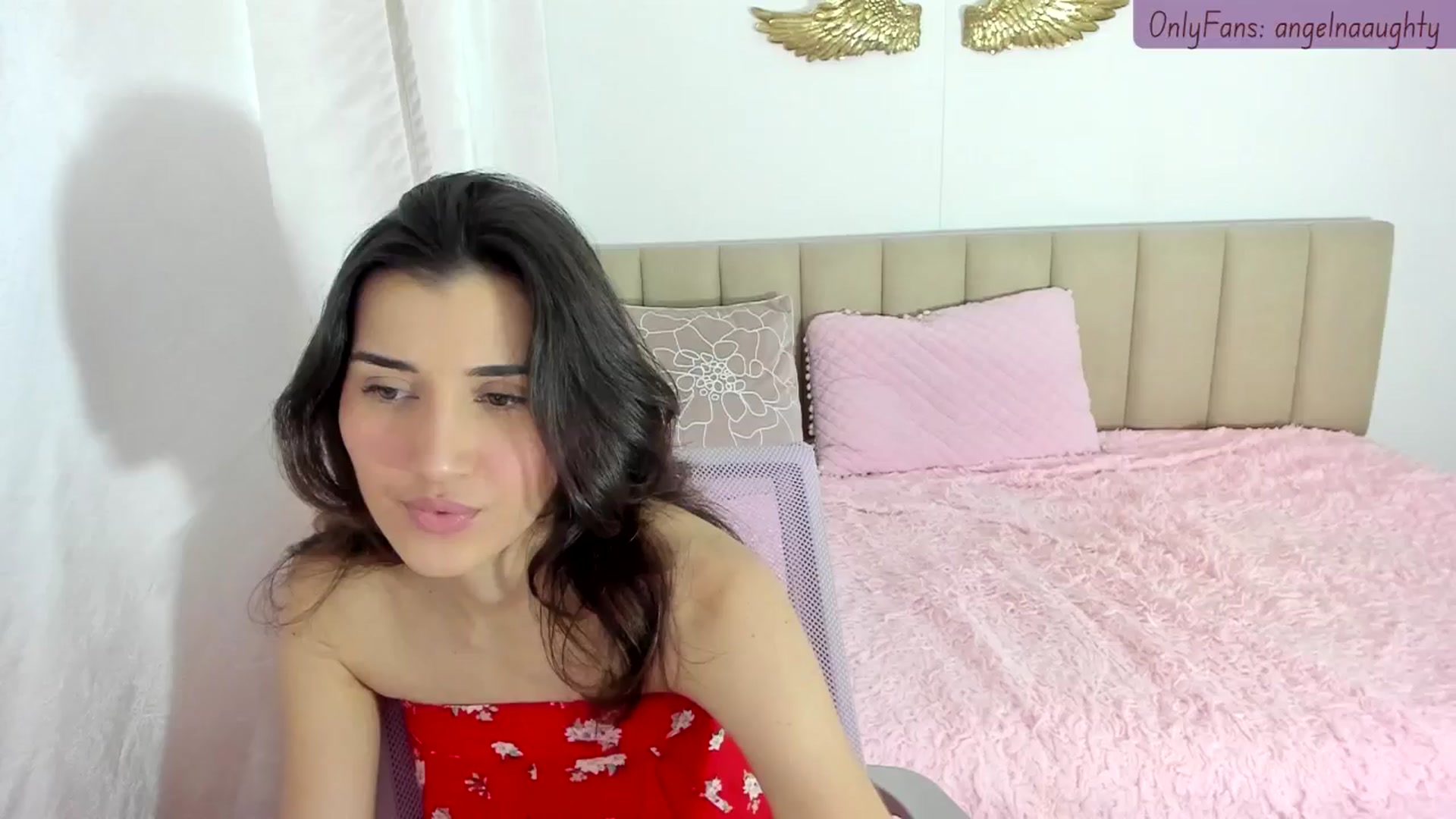 Gallery image thumbnail from Angelnaaughty's myfreecams stream on, 09/13/2024, 23:59 image 1 of 20