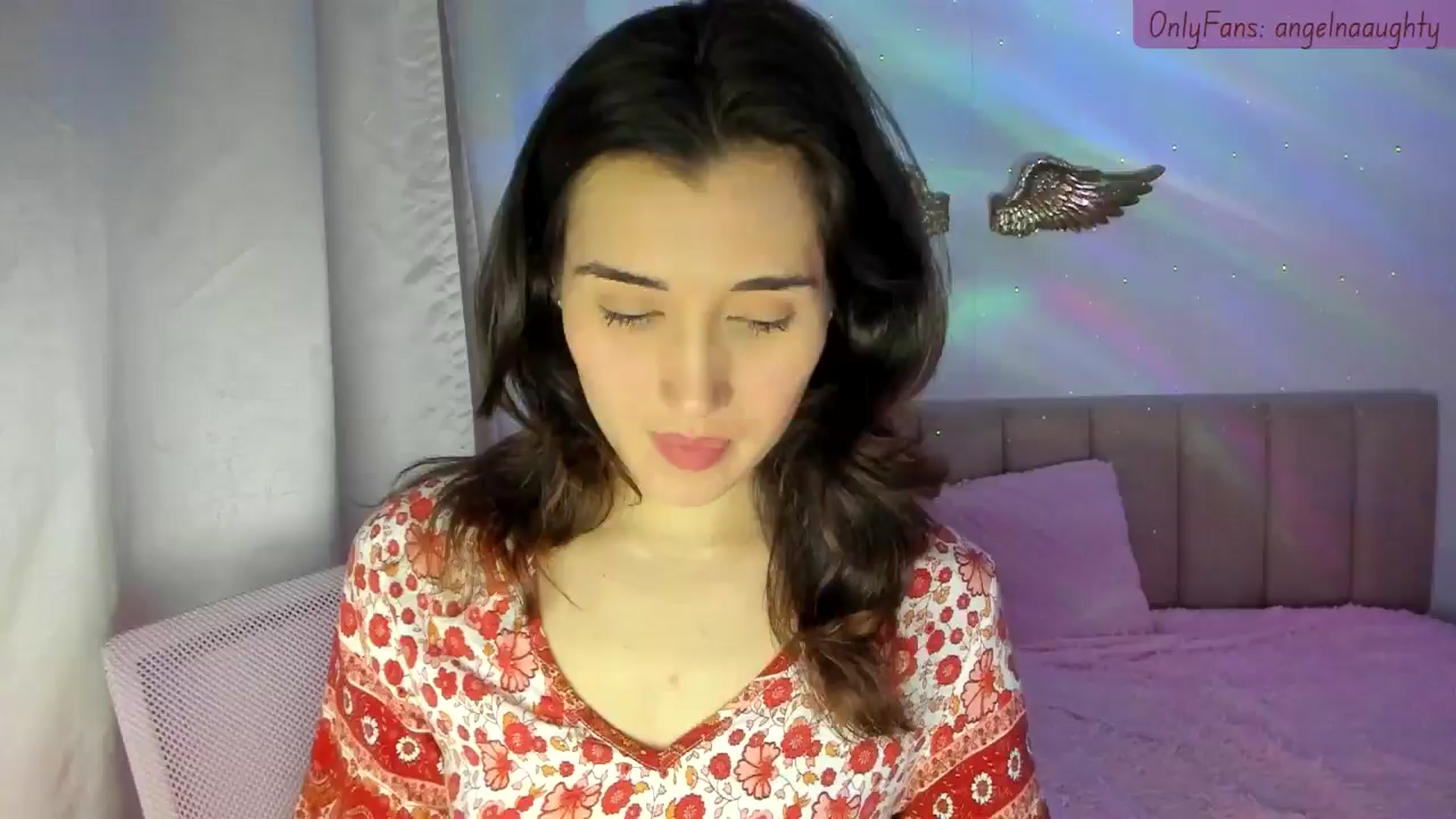 Gallery image thumbnail from Angelnaaughty's myfreecams stream on, 09/14/2024, 06:50 image 8 of 20