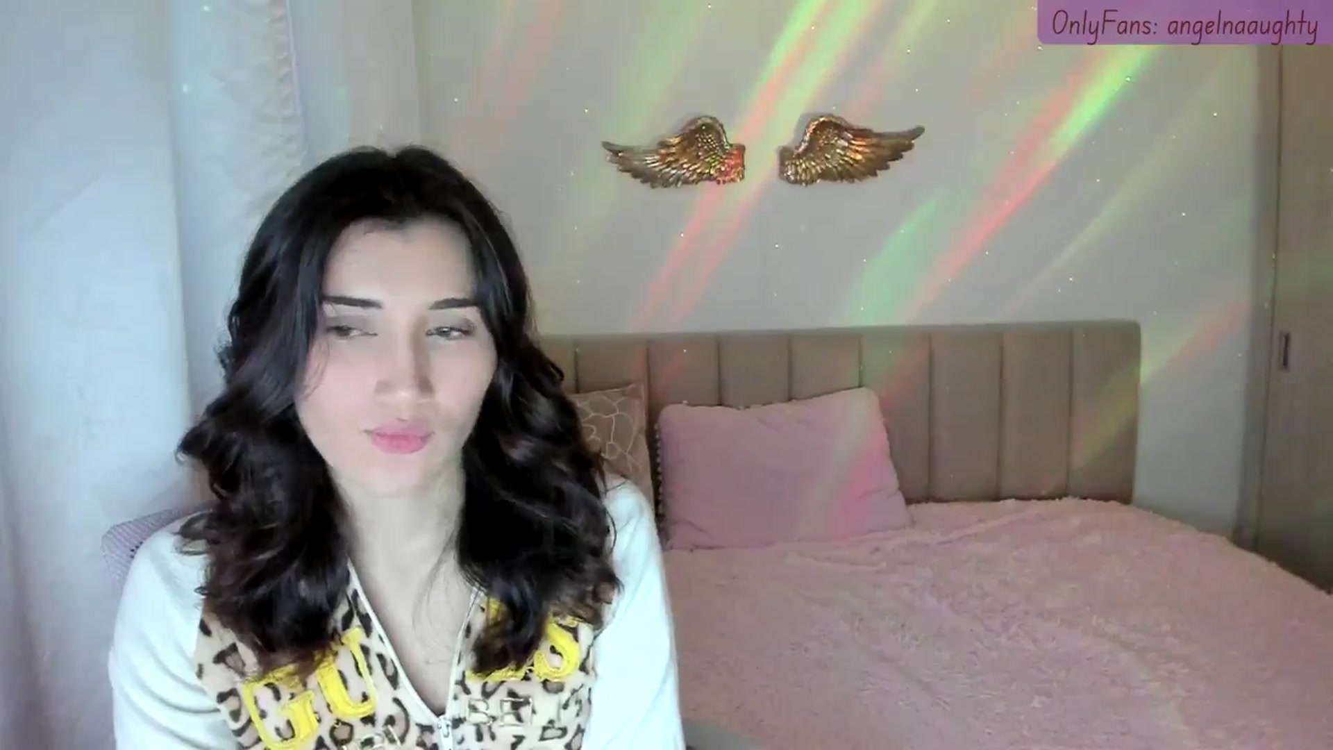 Gallery image thumbnail from Angelnaaughty's myfreecams stream on, 09/14/2024, 22:47 image 17 of 20