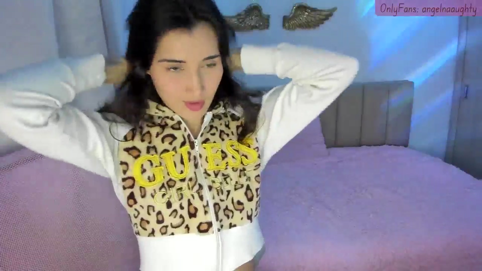 Gallery image thumbnail from Angelnaaughty's myfreecams stream on, 09/15/2024, 24:52 image 6 of 20