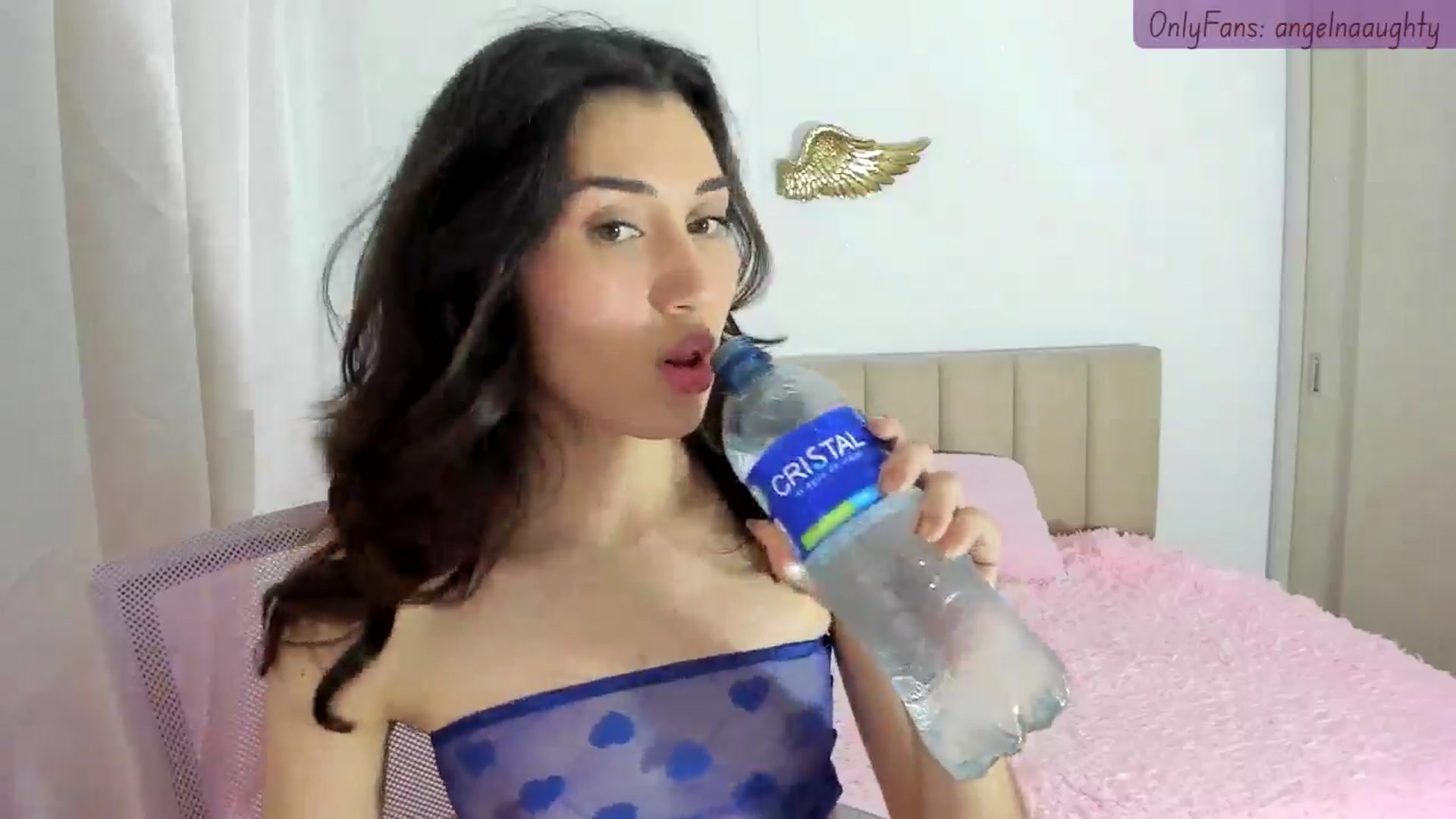 Gallery image thumbnail from Angelnaaughty's myfreecams stream on, 09/16/2024, 01:03 image 4 of 20