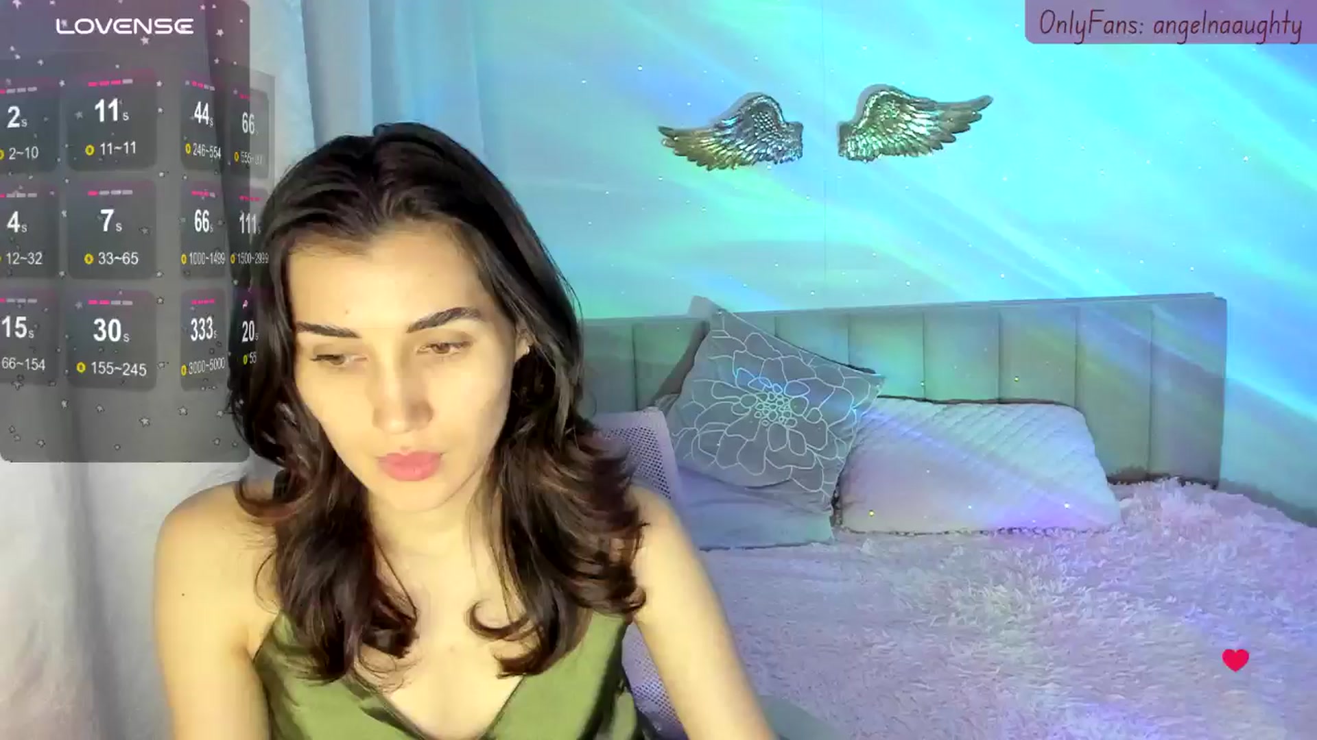 Gallery image thumbnail from Angelnaaughty's myfreecams stream on, 09/18/2024, 24:45 image 19 of 20